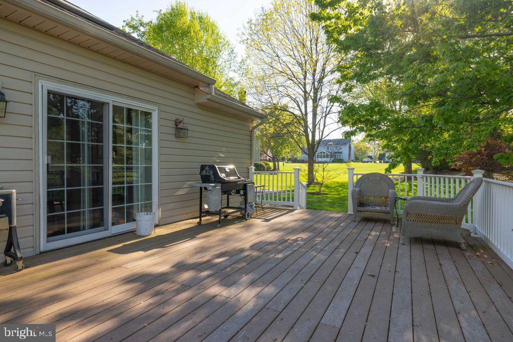 CORNER KETCH ESTS - Residential