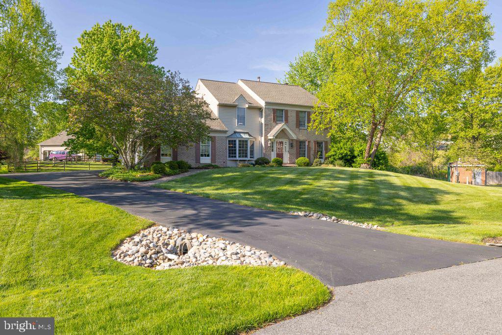 CORNER KETCH ESTS - Residential