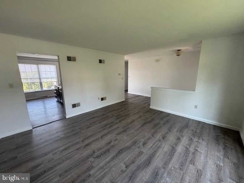 Photo of 330 Cambridge Drive, RED LION, PA 17356 (MLS # PAYK2085294)