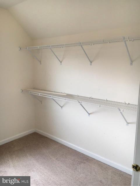 SOUTH RIDING - Residential