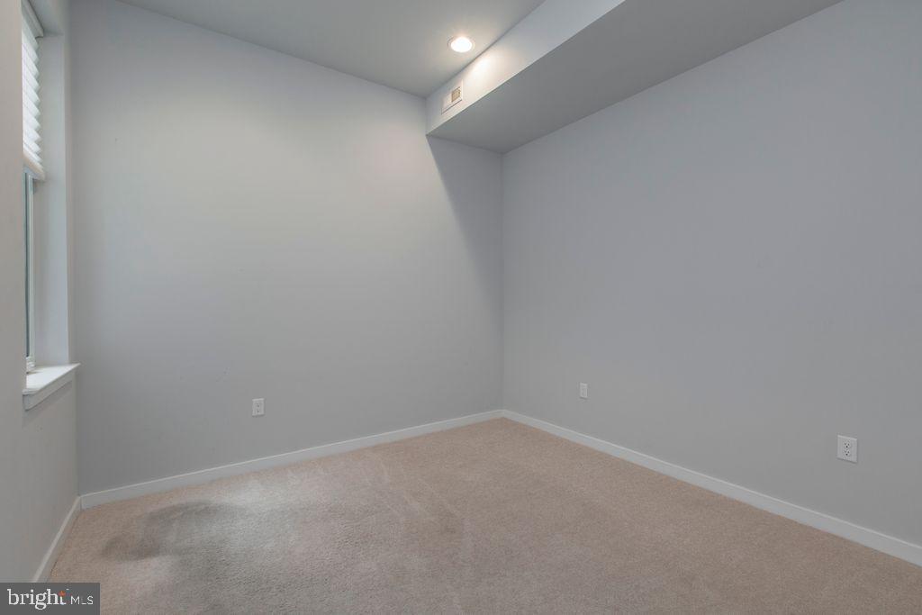 MANAYUNK - Residential Lease