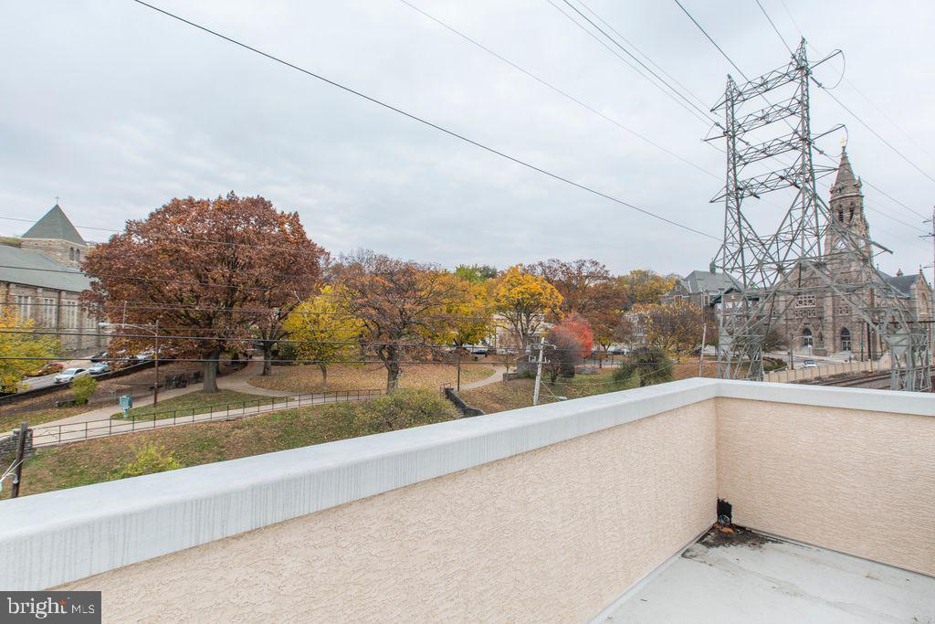 MANAYUNK - Residential Lease