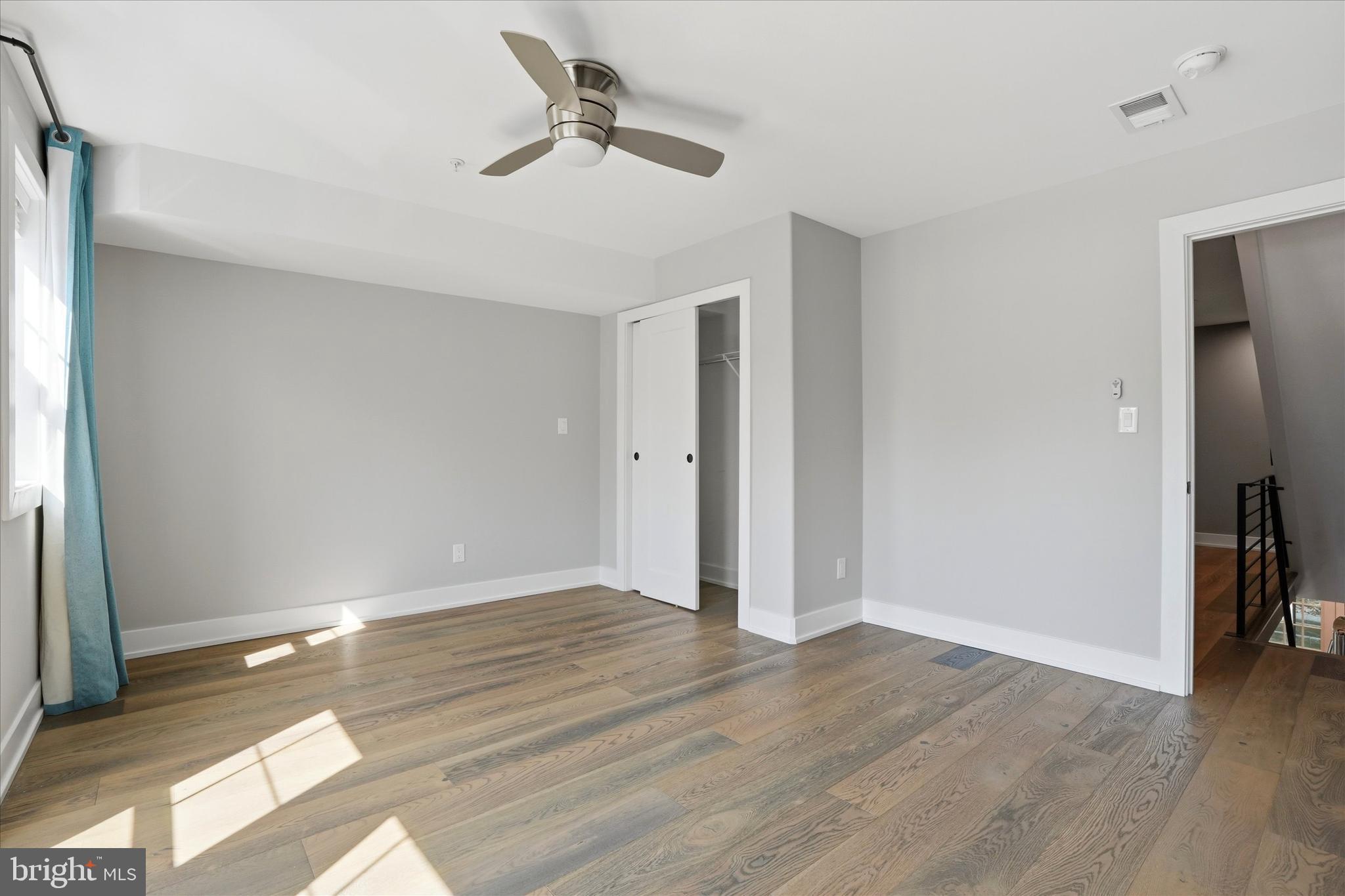 ROXBOROUGH - Residential