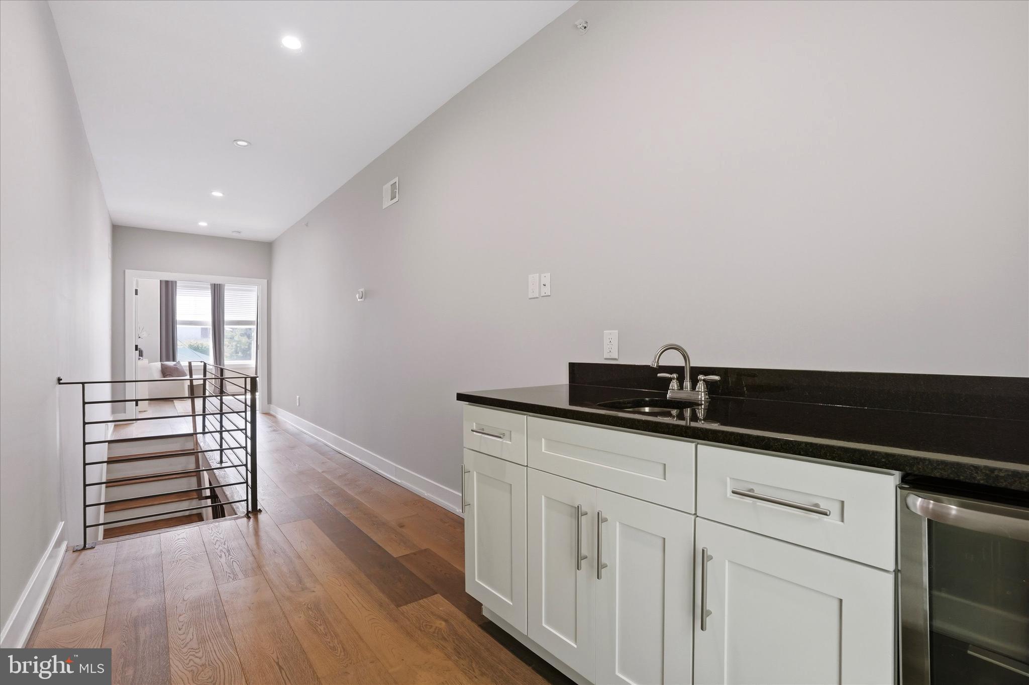 ROXBOROUGH - Residential