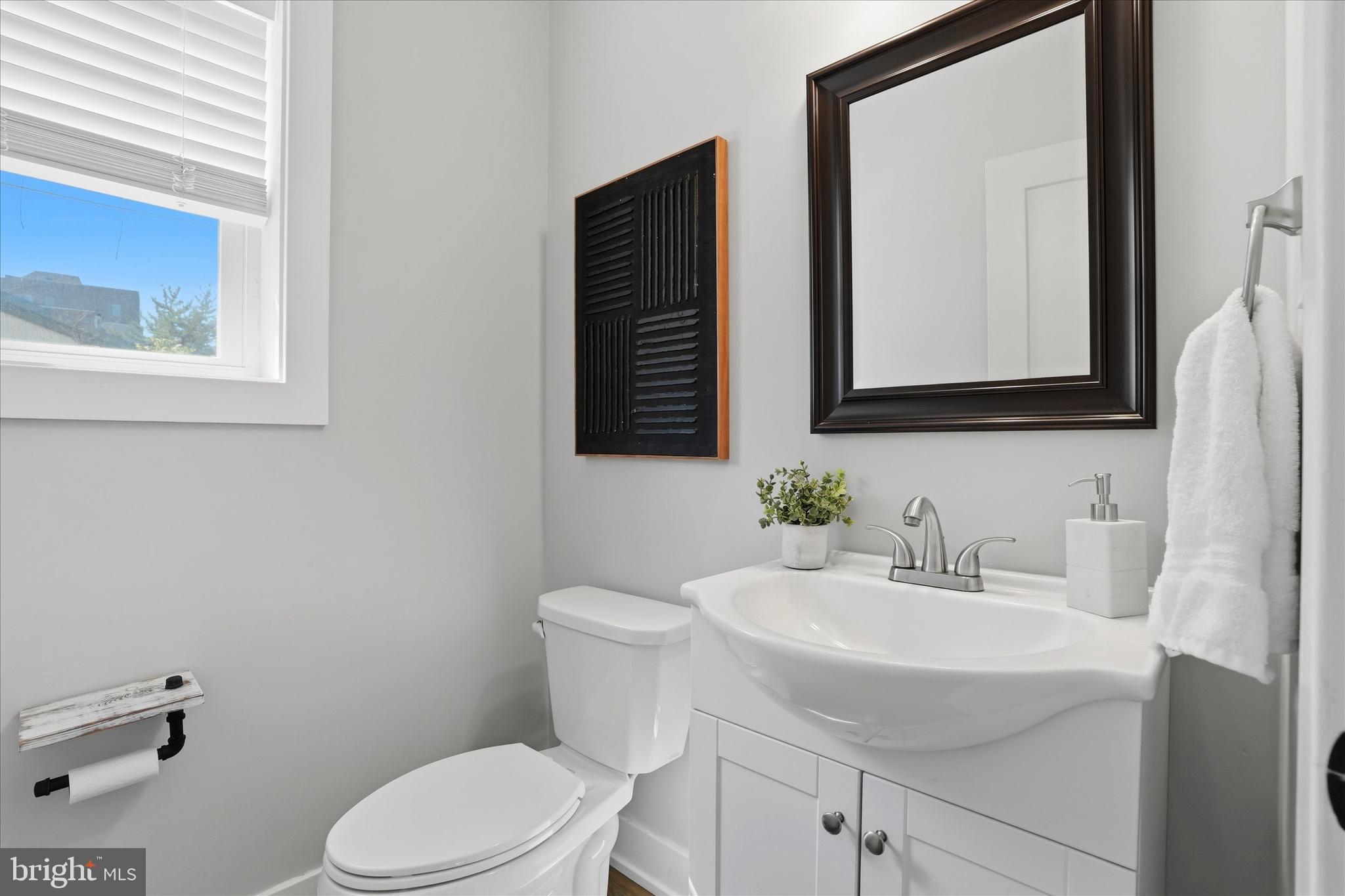 ROXBOROUGH - Residential