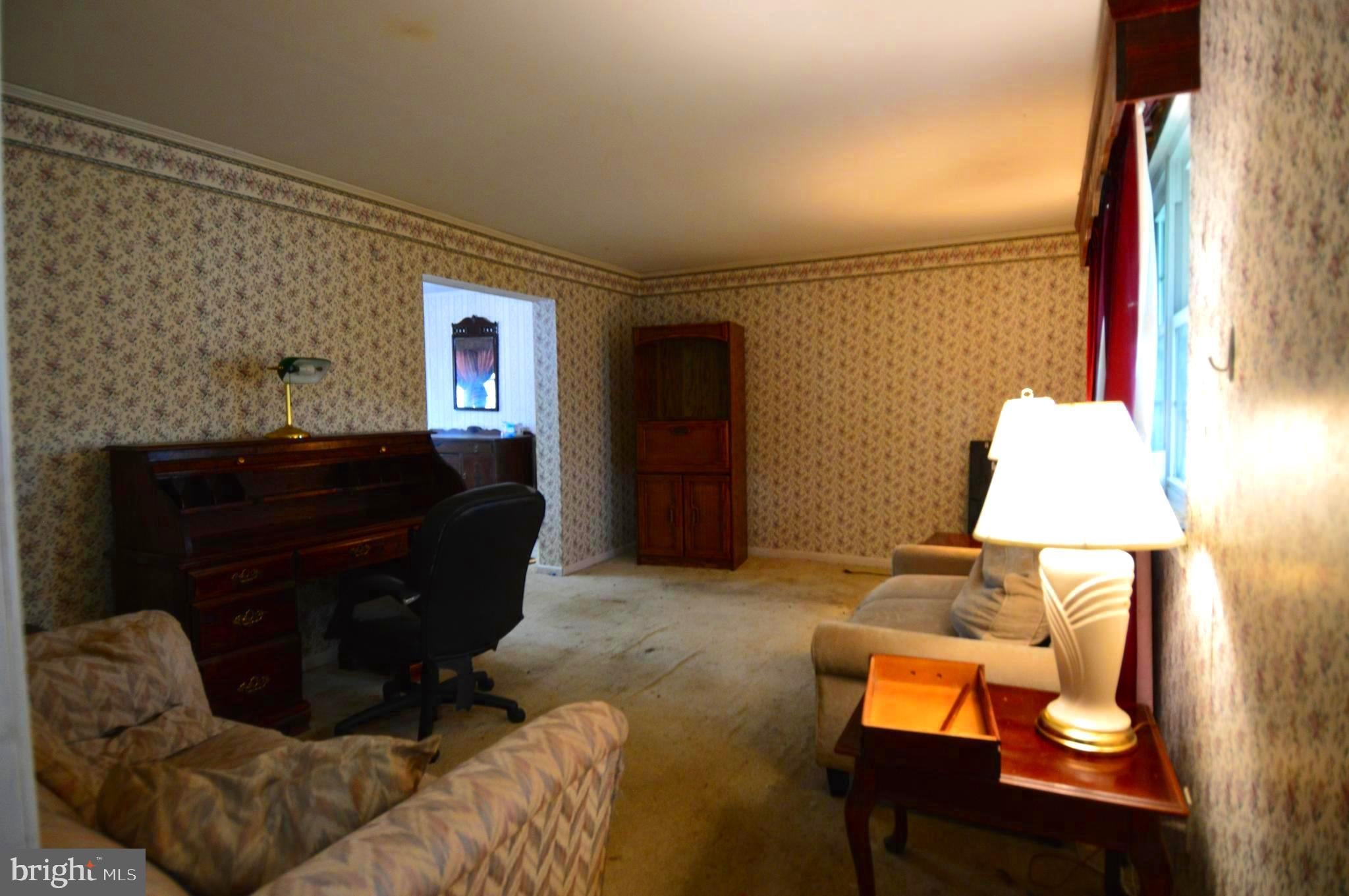 35 VALLEY FORGE COURT
