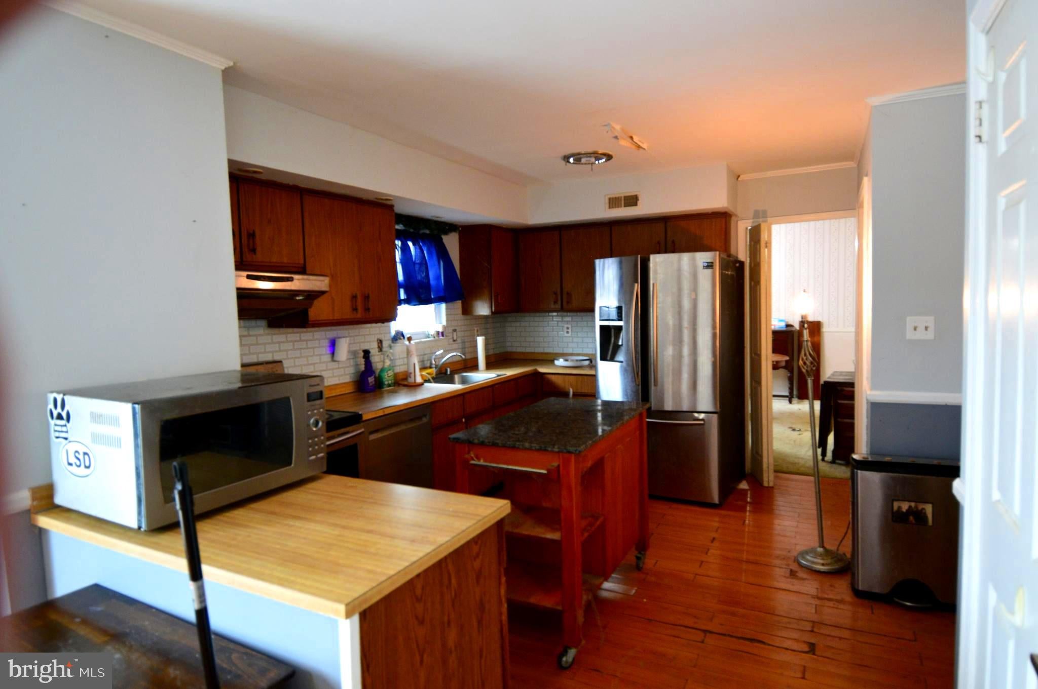 35 VALLEY FORGE COURT