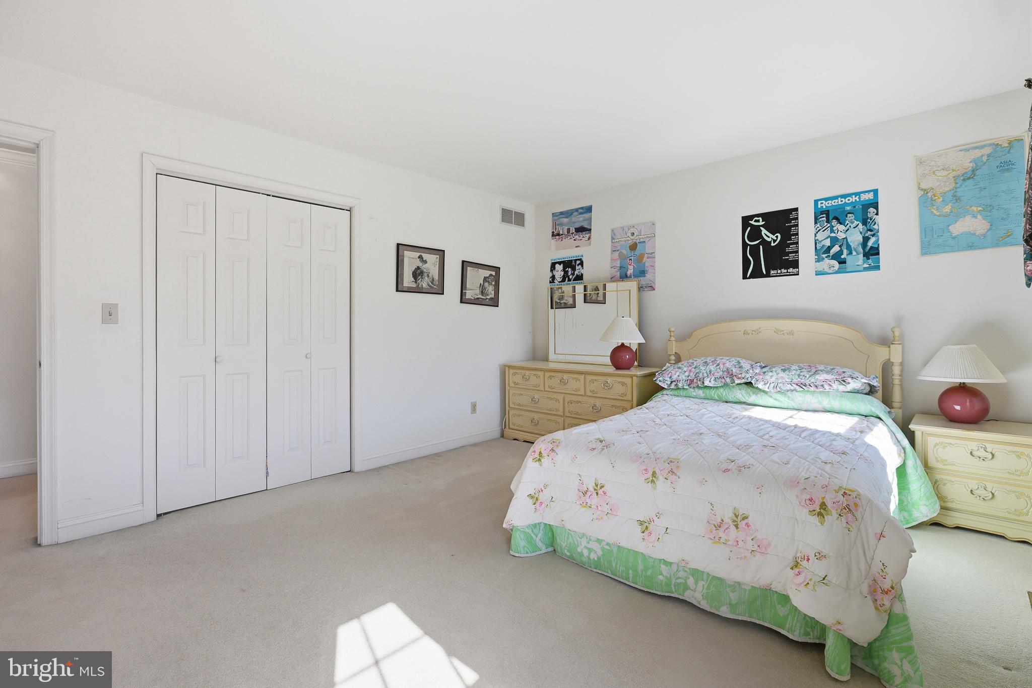 QUAKER LEA EAST - Residential