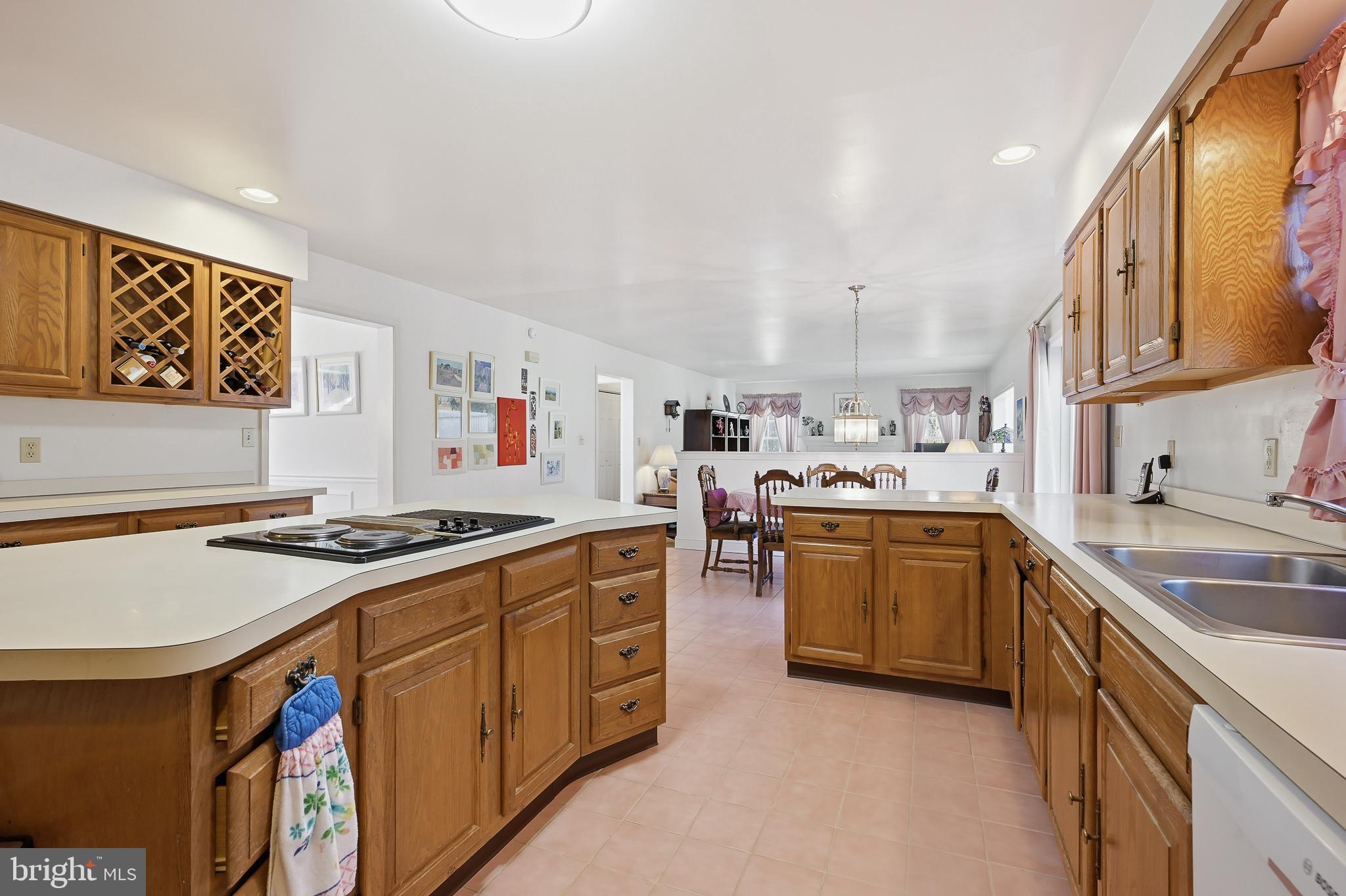 QUAKER LEA EAST - Residential