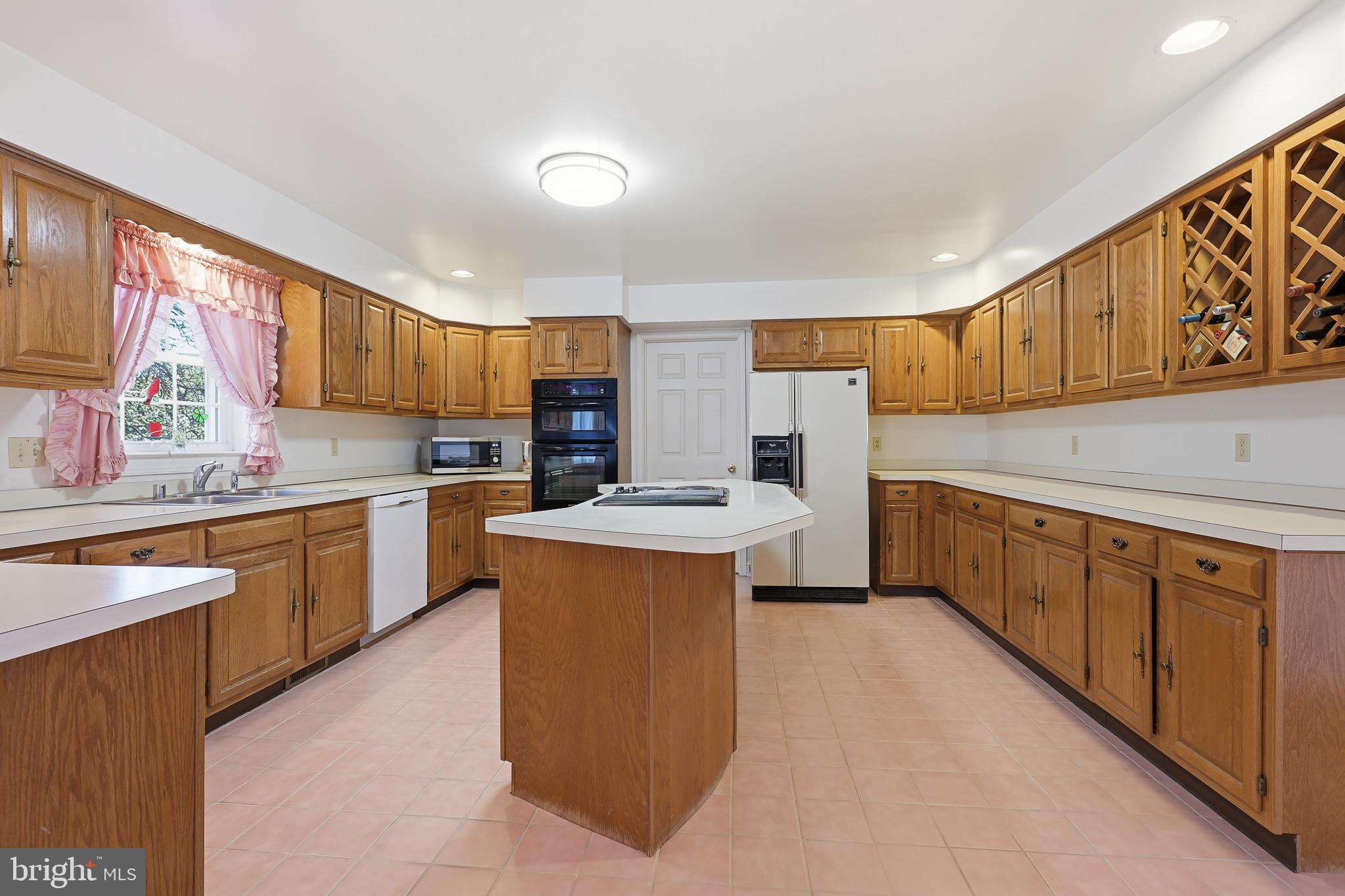 QUAKER LEA EAST - Residential