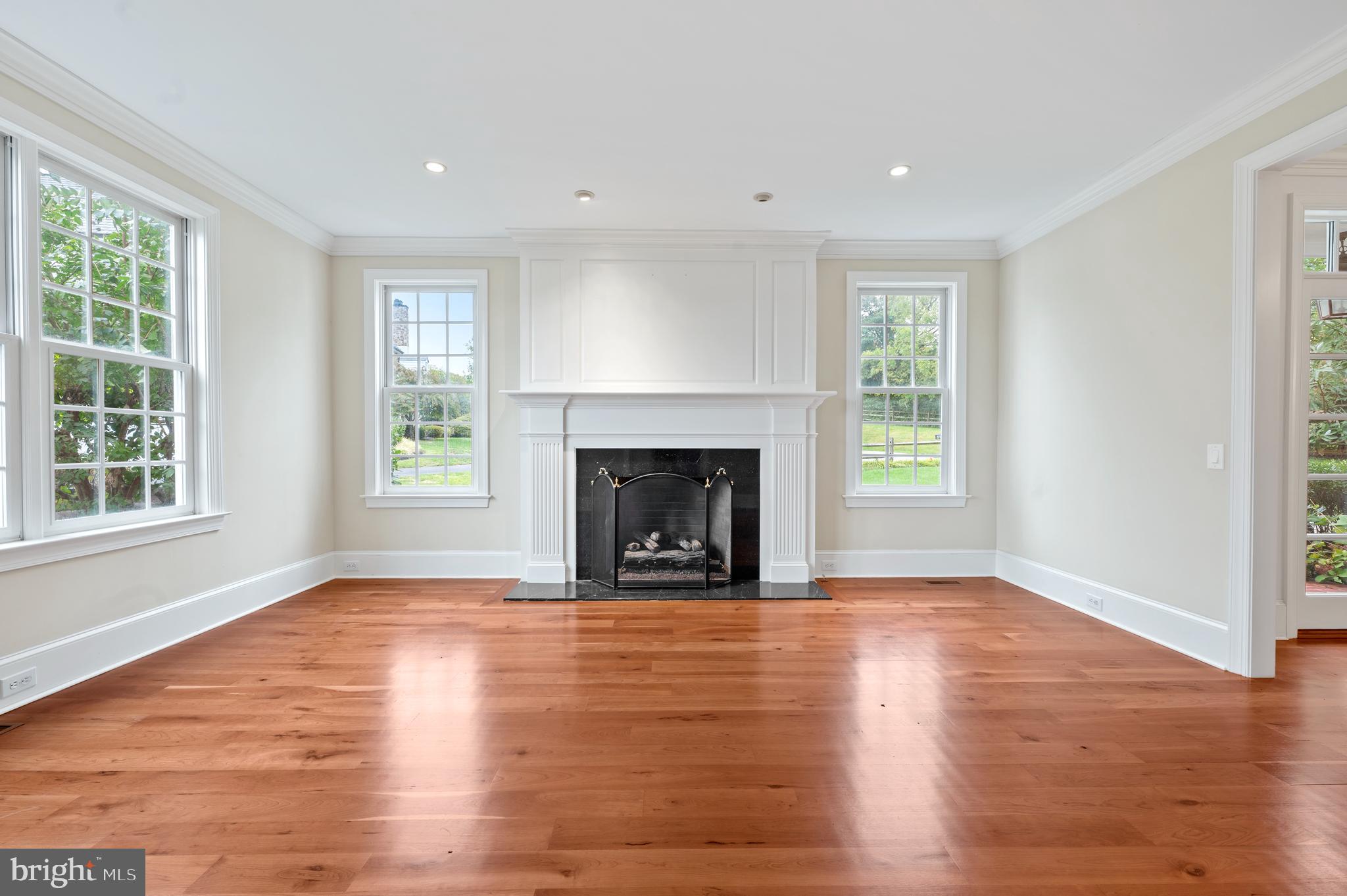 APPLEBROOK - Residential