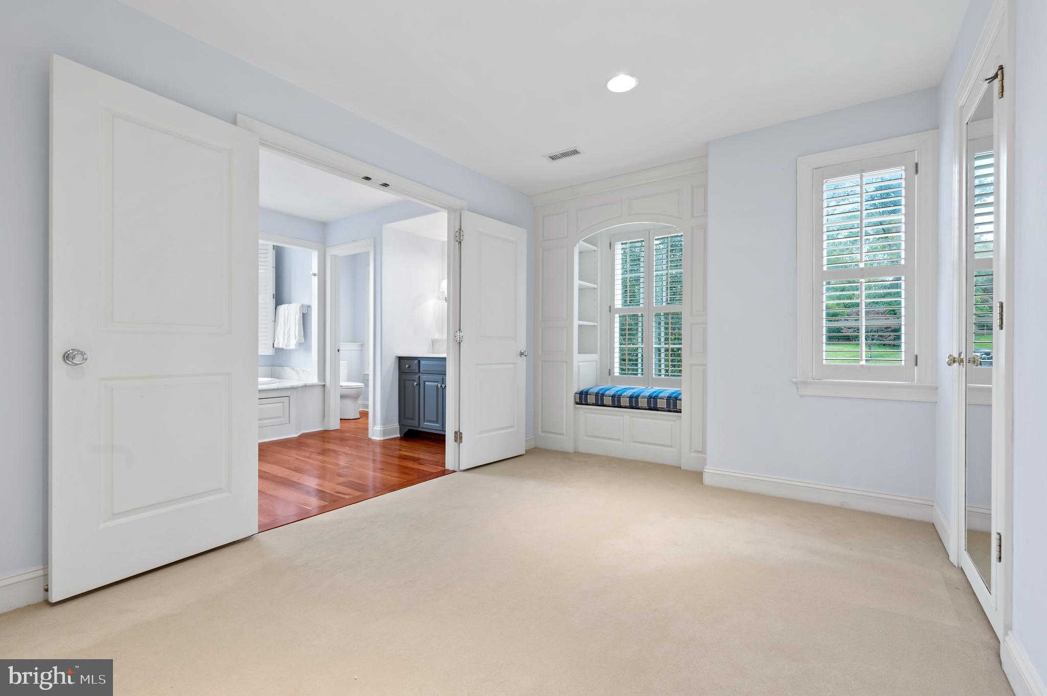 APPLEBROOK - Residential