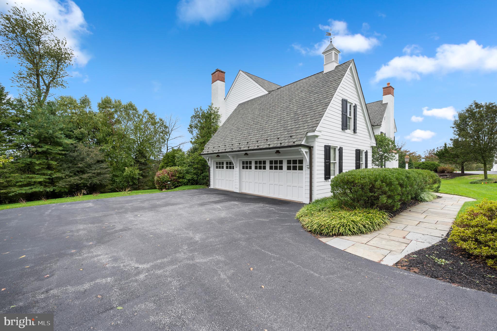 APPLEBROOK - Residential