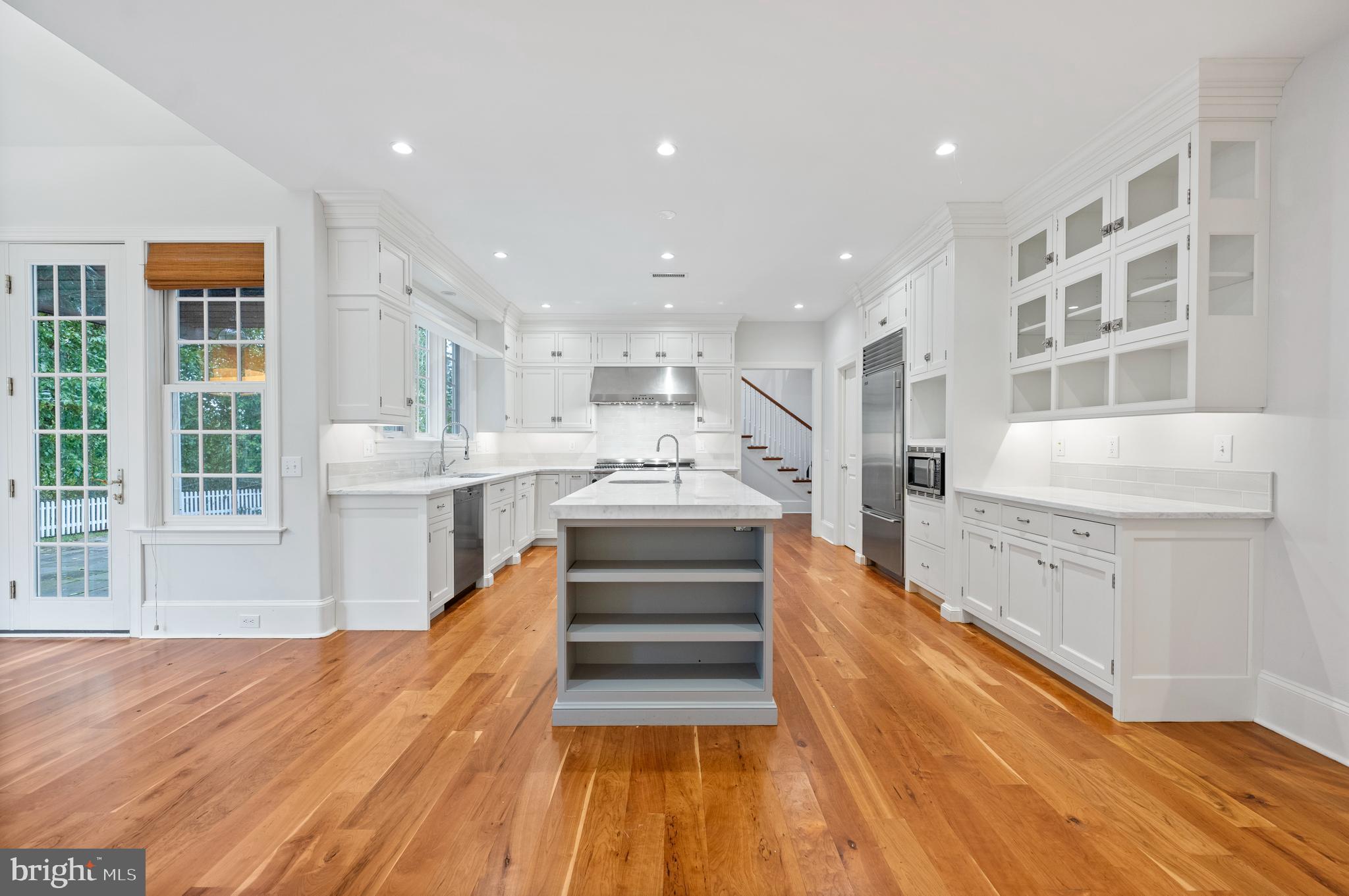 APPLEBROOK - Residential