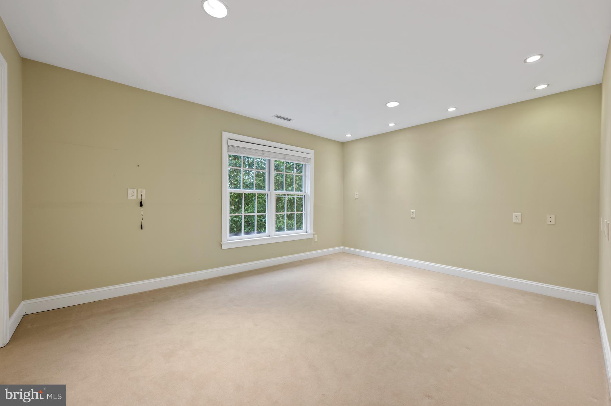 APPLEBROOK - Residential