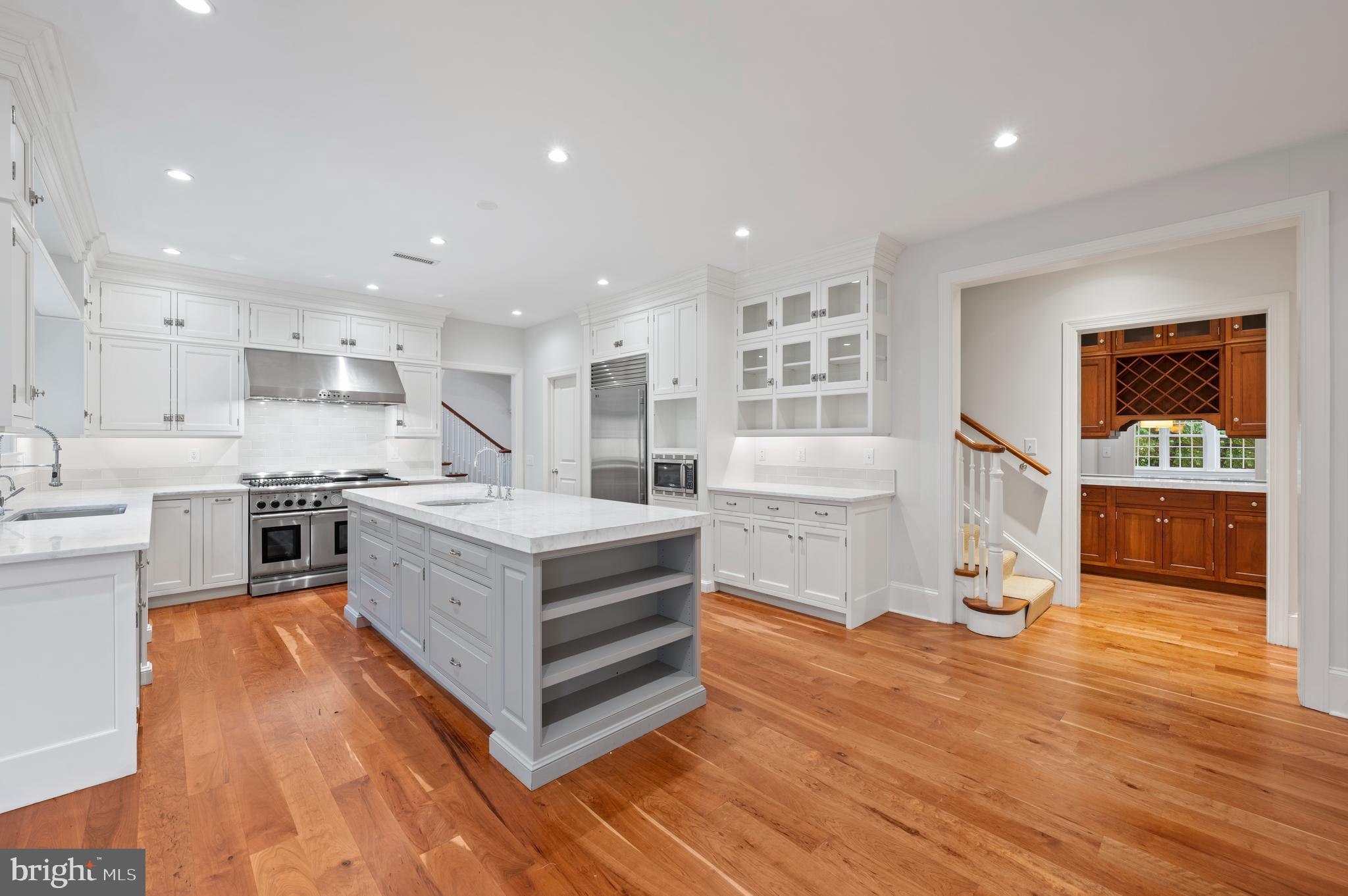 APPLEBROOK - Residential