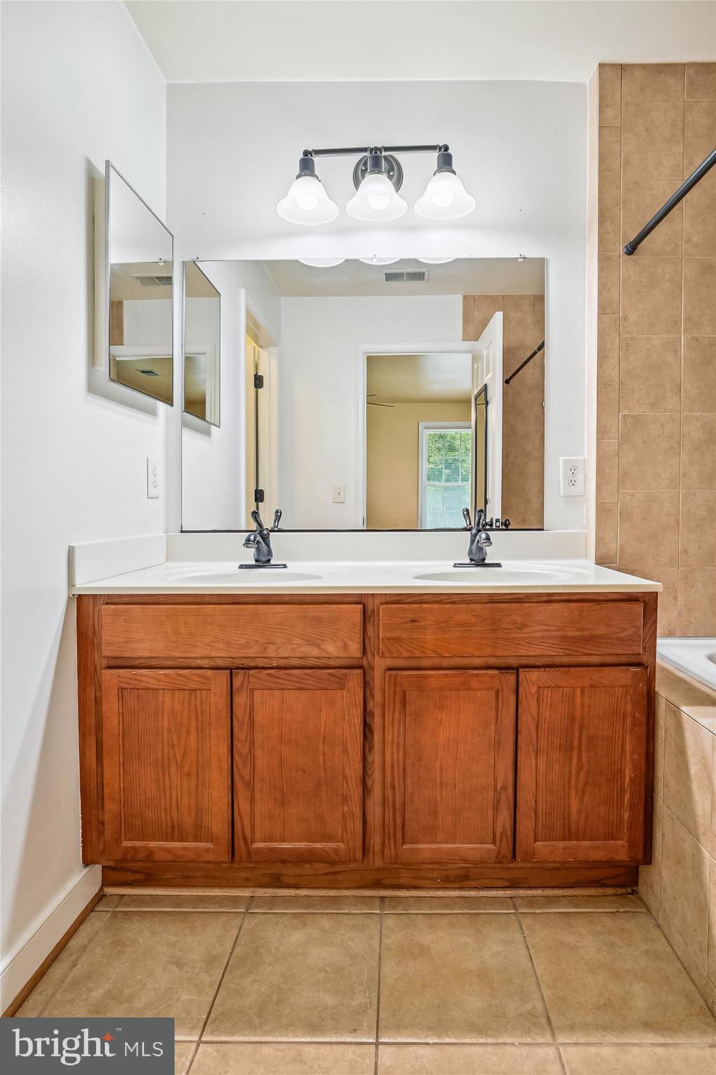 SABRINA PARK - Residential