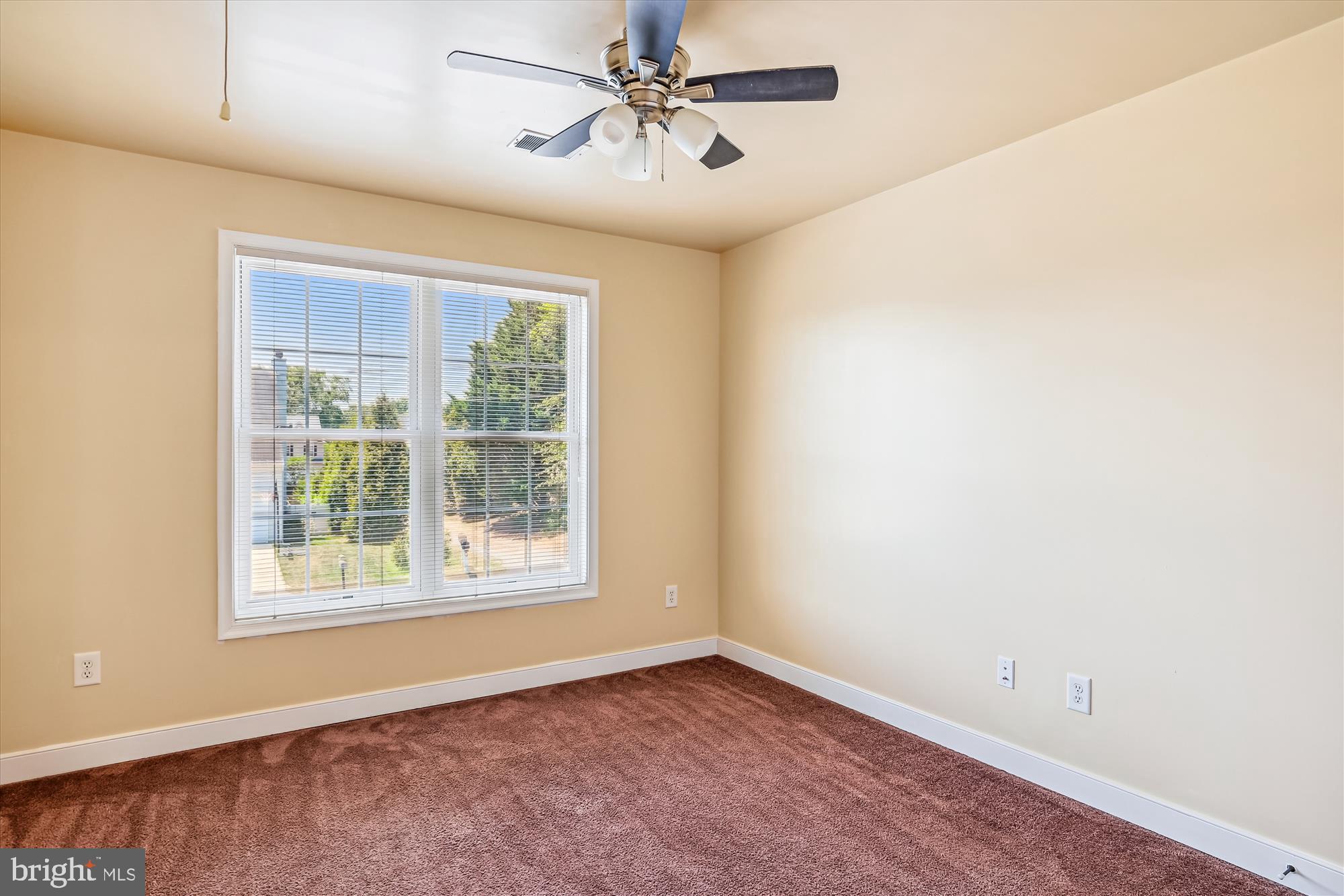 SABRINA PARK - Residential