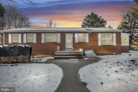 1158 PINE ROAD CARLISLE PA 17015