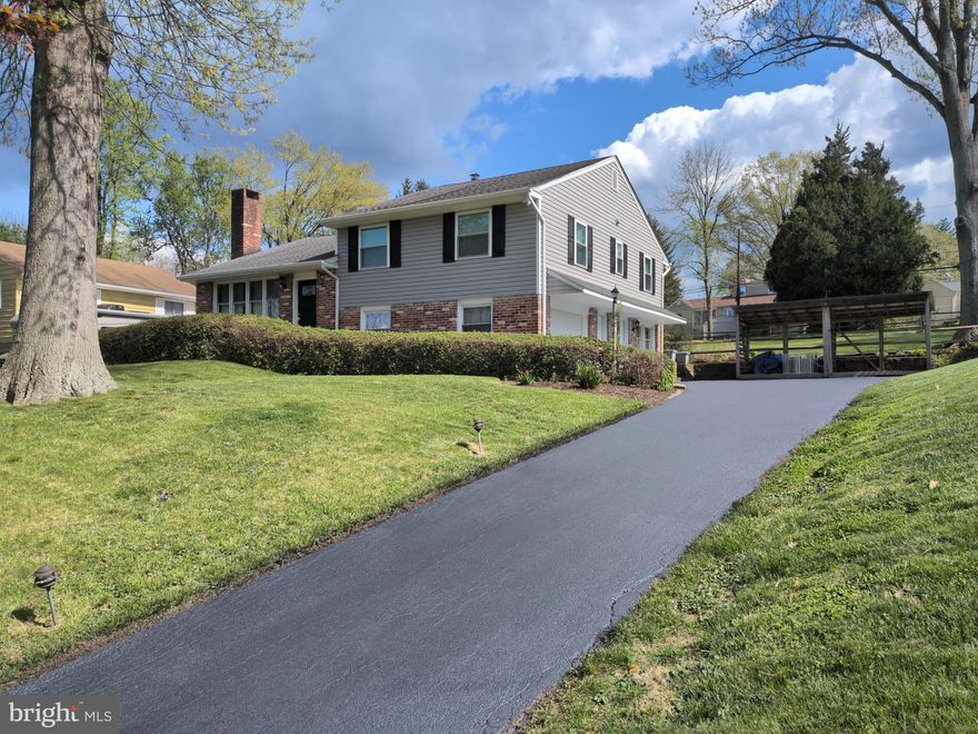 Location, location, location! Imagine coming home to one of the most desirable neighborhoods in Newtown Square. Conveniently situated close to major routes, public transportation, shopping, dining, and Ridley Creek State Park, this beautiful split-level home is nestled in the charming Saint Albans neighborhood.  Professional photos and additional remarks will be added by Friday, 4/24.