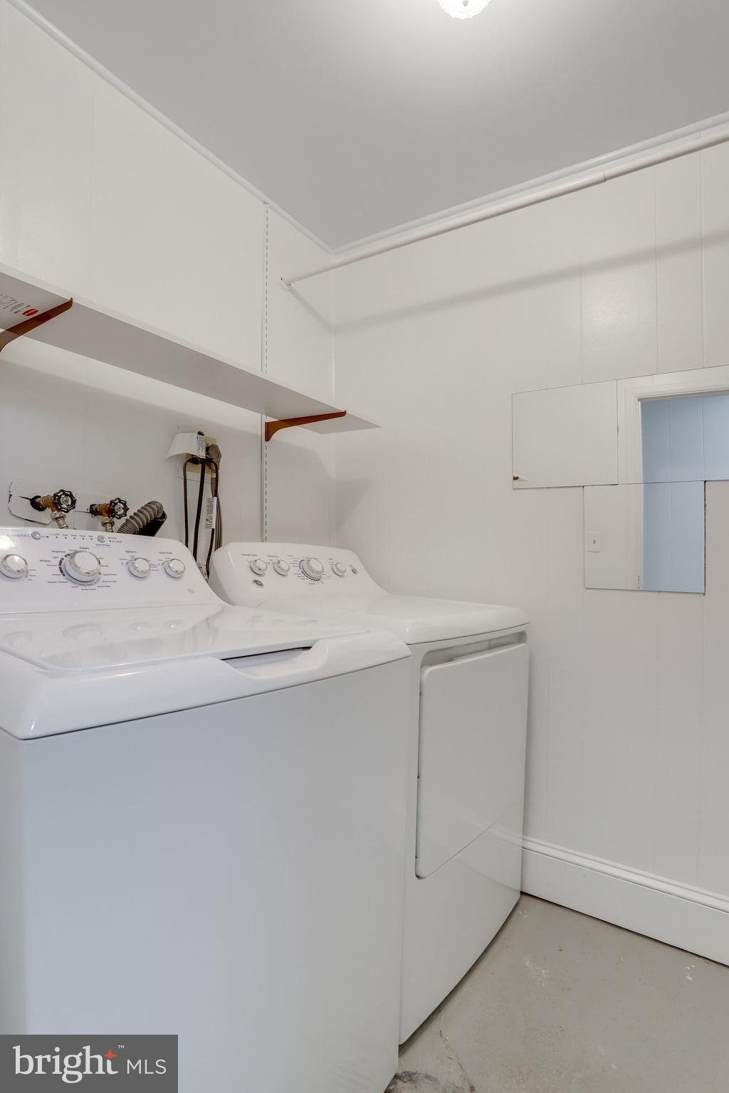 FAIRLINGTON MEADOWS - Residential Lease