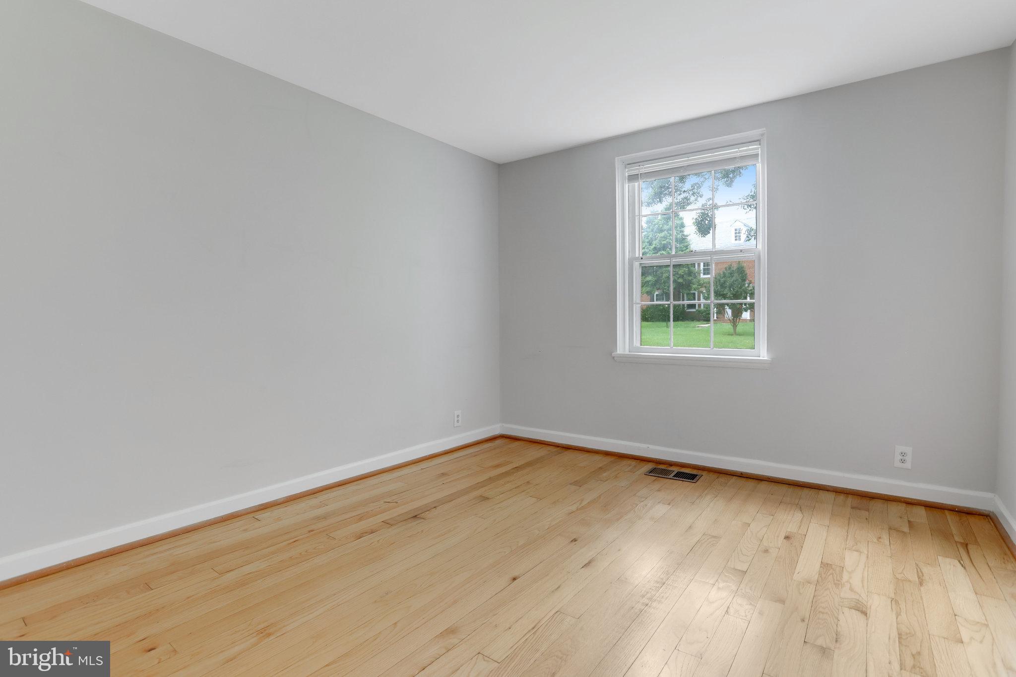 FAIRLINGTON MEADOWS - Residential Lease