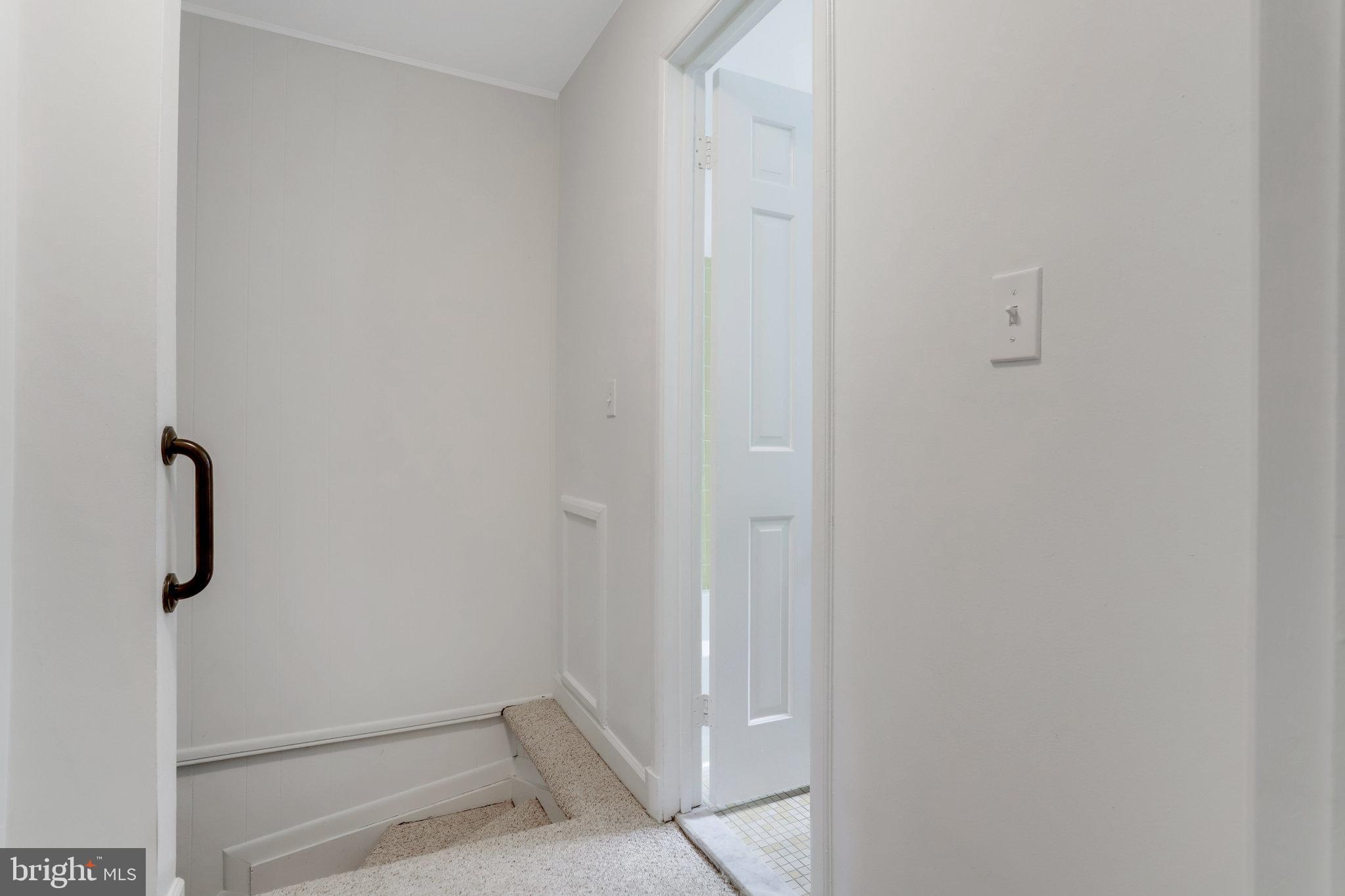 FAIRLINGTON MEADOWS - Residential Lease