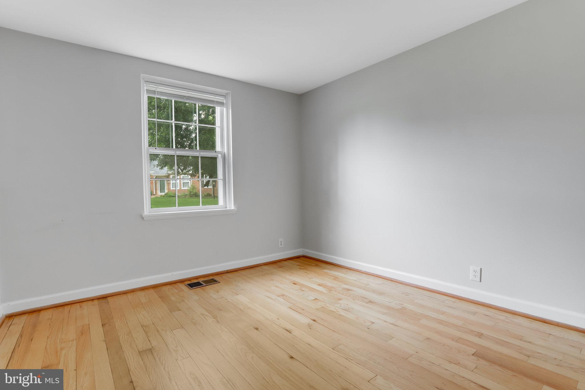 FAIRLINGTON MEADOWS - Residential Lease