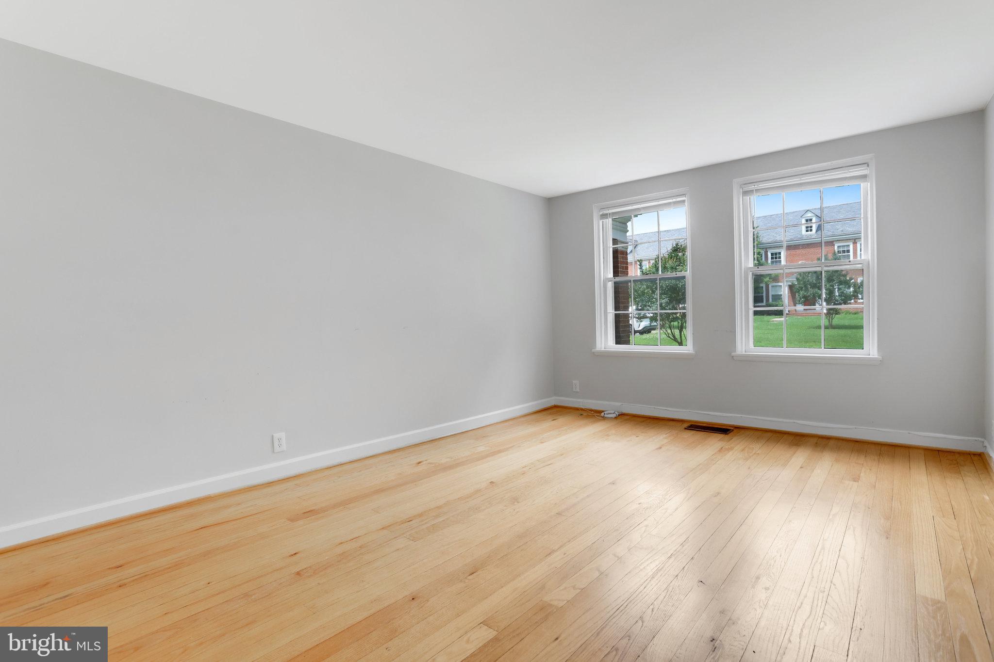 FAIRLINGTON MEADOWS - Residential Lease