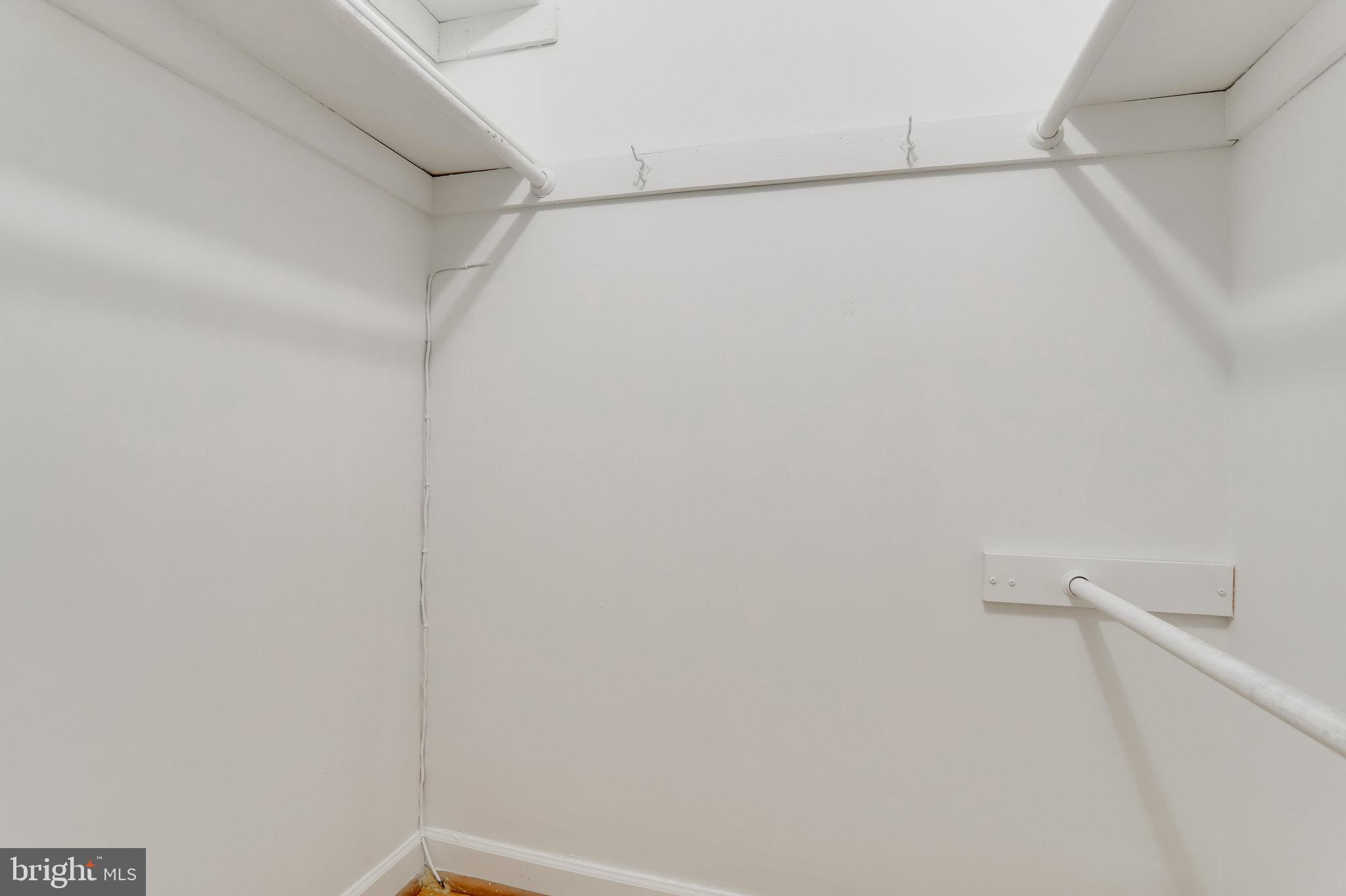 FAIRLINGTON MEADOWS - Residential Lease