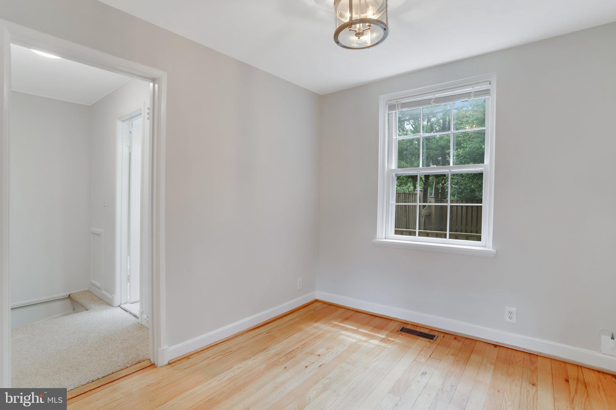 FAIRLINGTON MEADOWS - Residential Lease