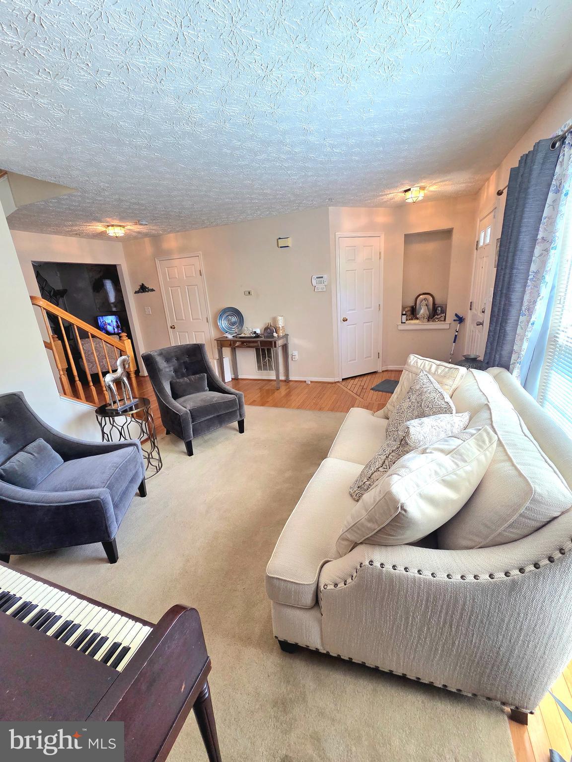 RUSSETT - Residential