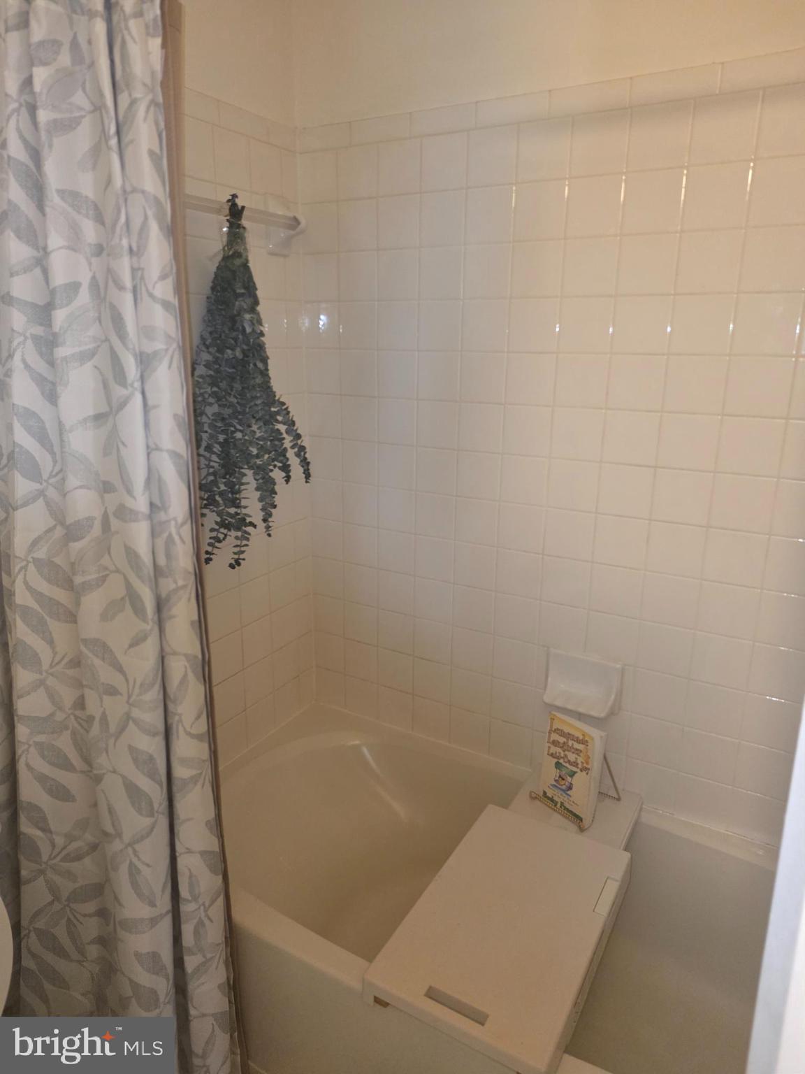 RUSSETT - Residential