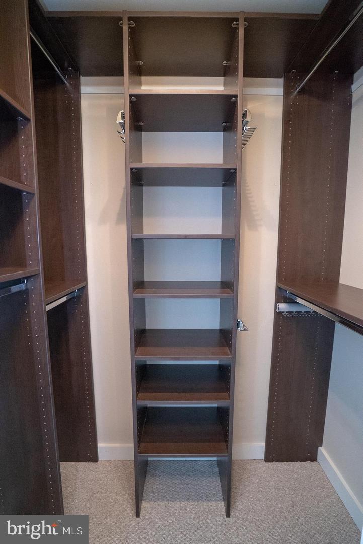 RESIDENCES AT LIBERTY CENTER - Residential Lease