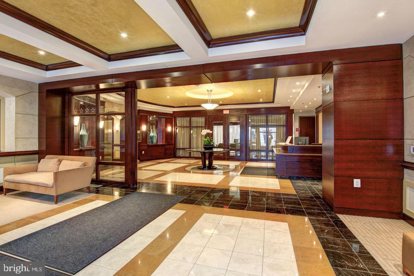 RESIDENCES AT LIBERTY CENTER - Residential Lease