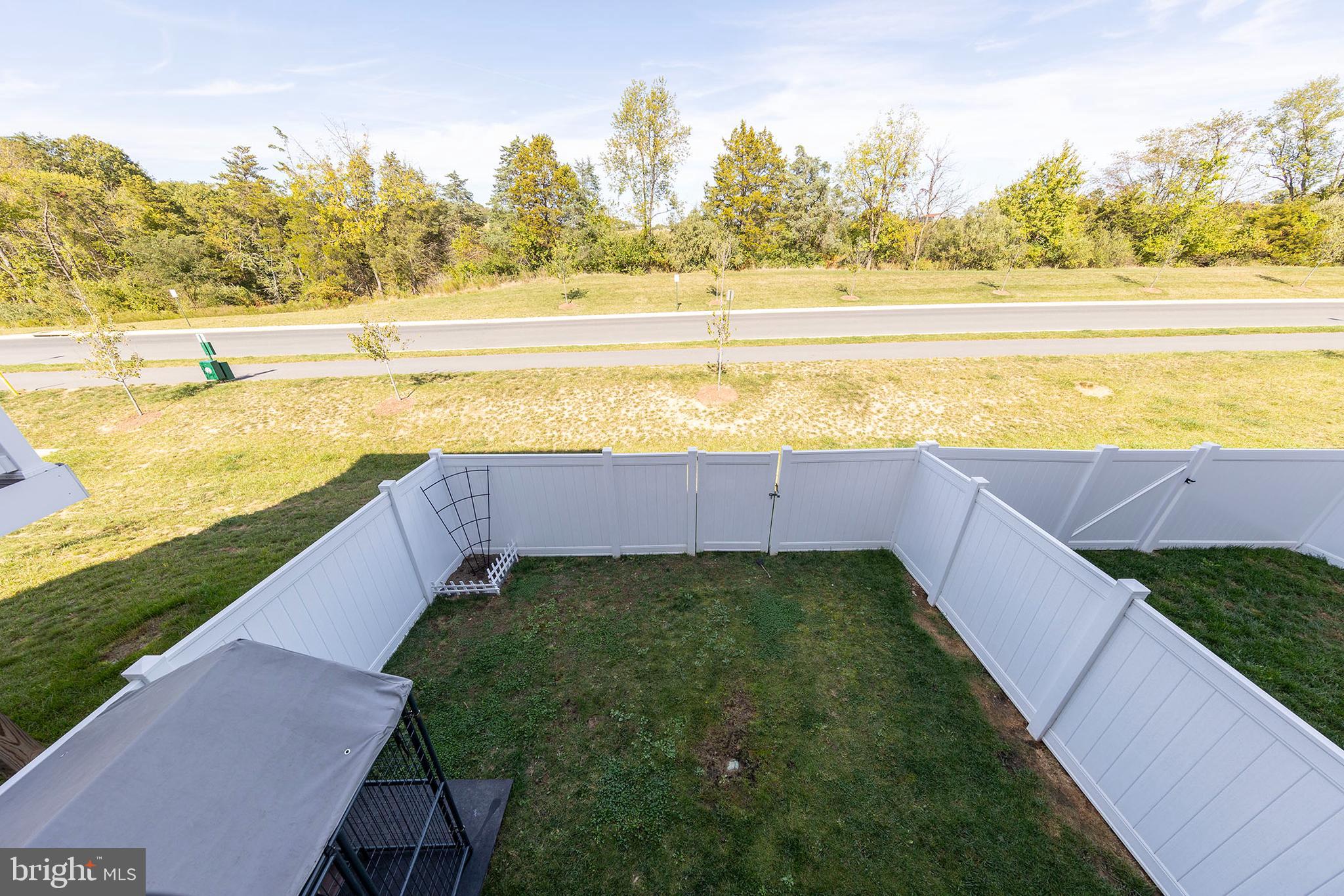 LAKE FREDERICK - Residential