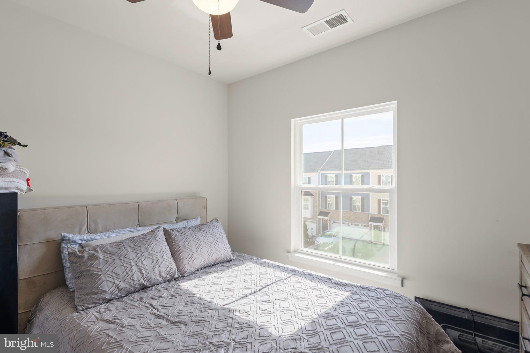 LAKE FREDERICK - Residential