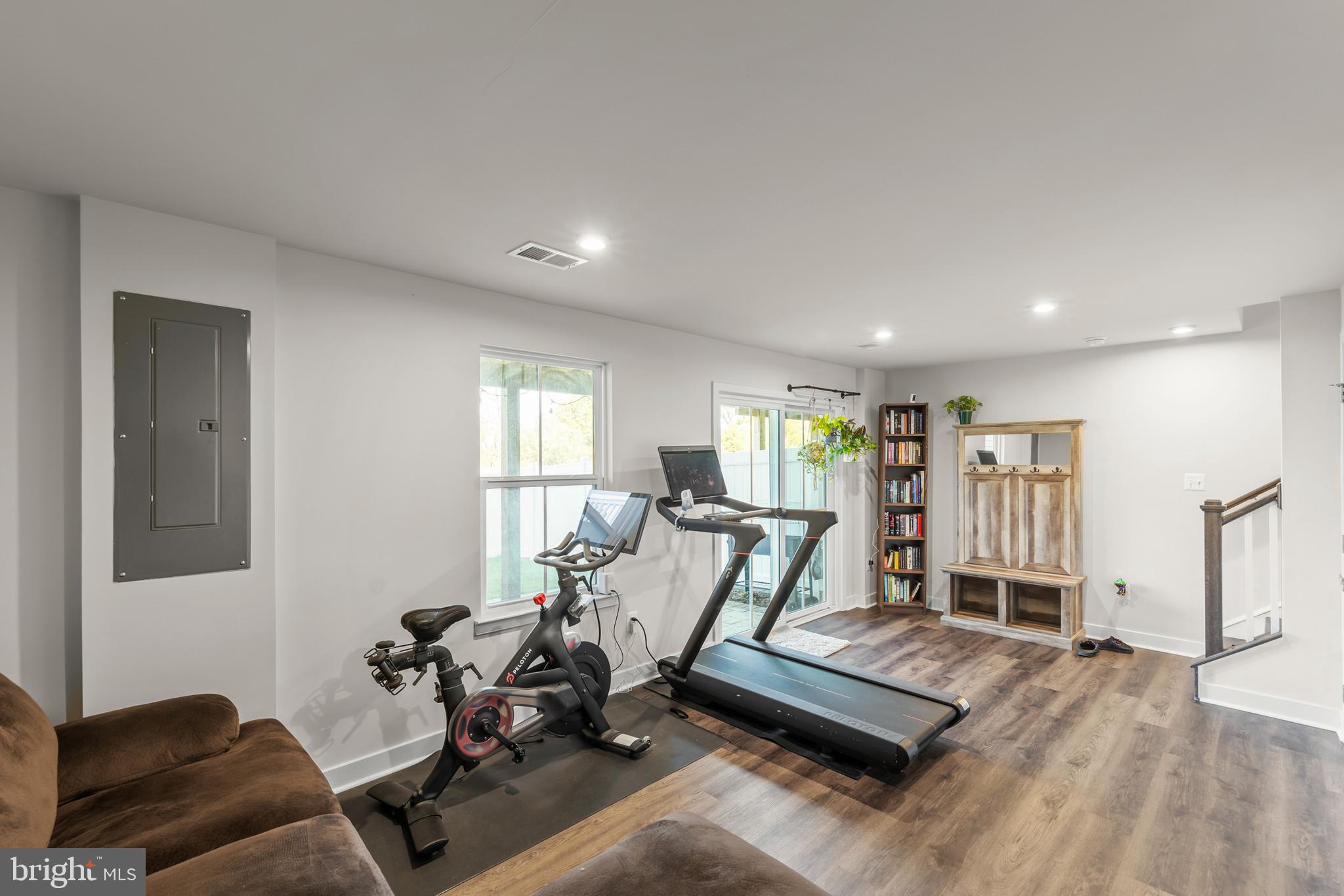 LAKE FREDERICK - Residential