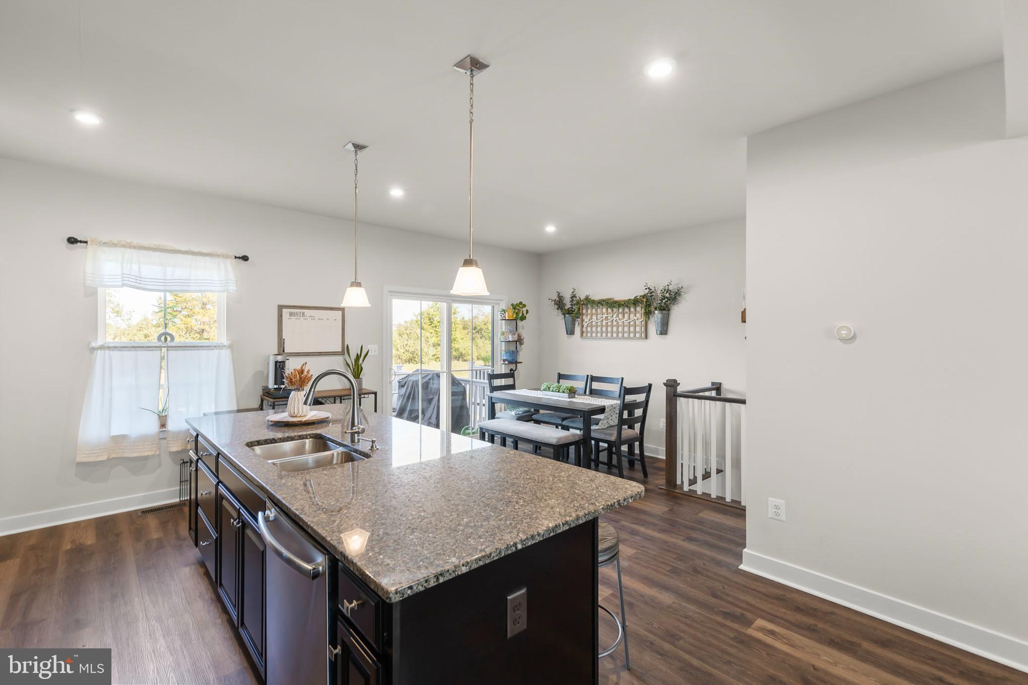 LAKE FREDERICK - Residential