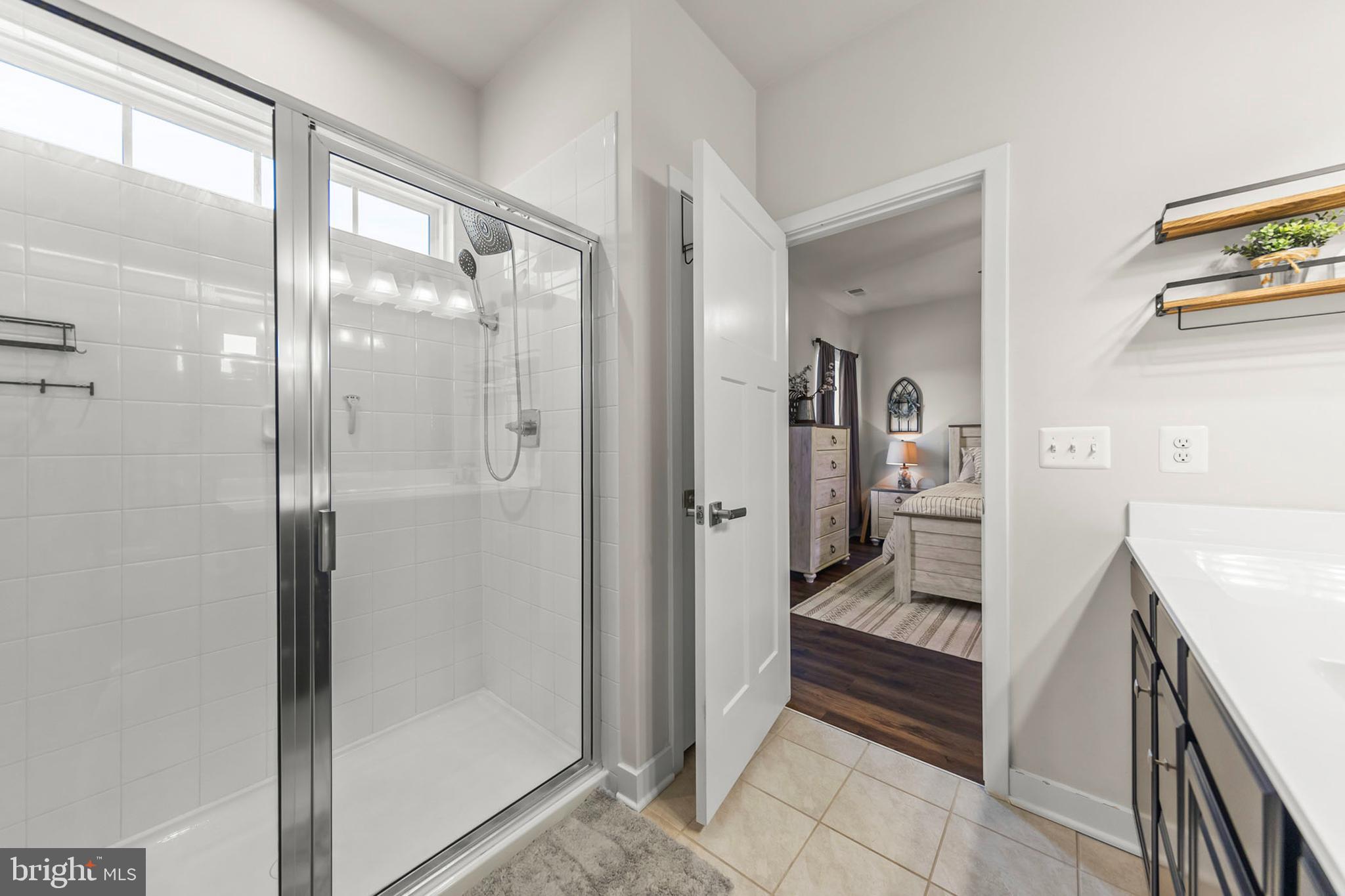 LAKE FREDERICK - Residential