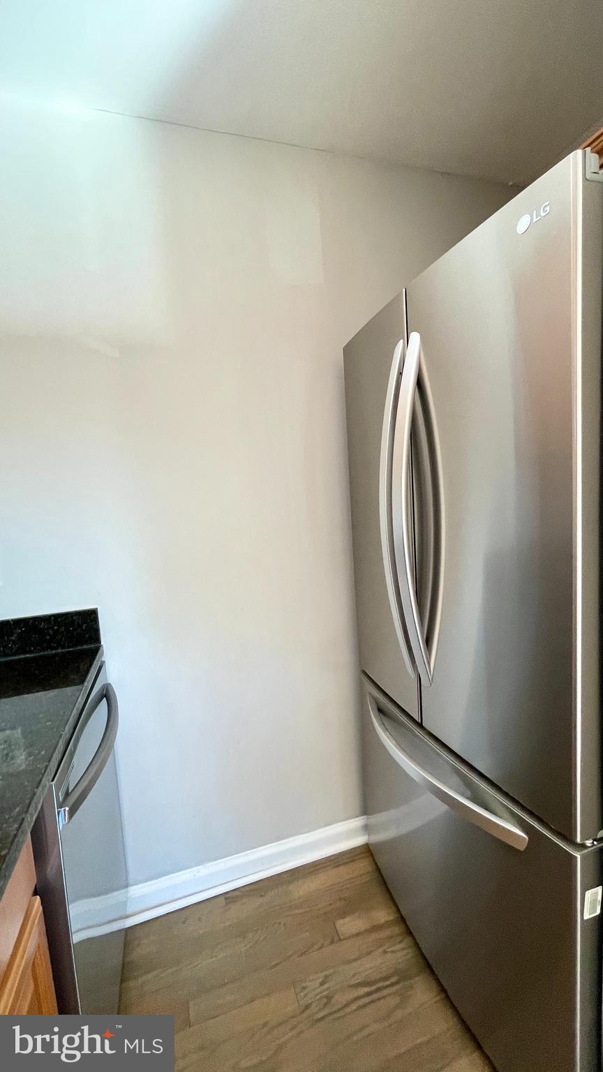 FALLS CHURCH GARDENS - Residential