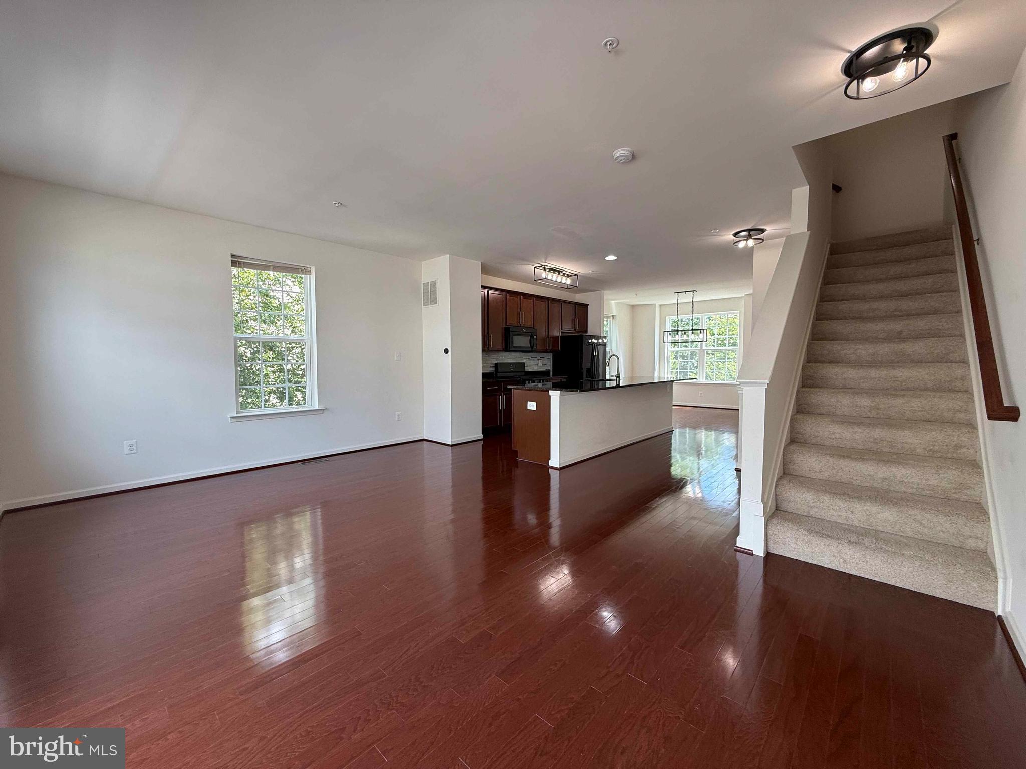 SENECA HILL - Residential Lease