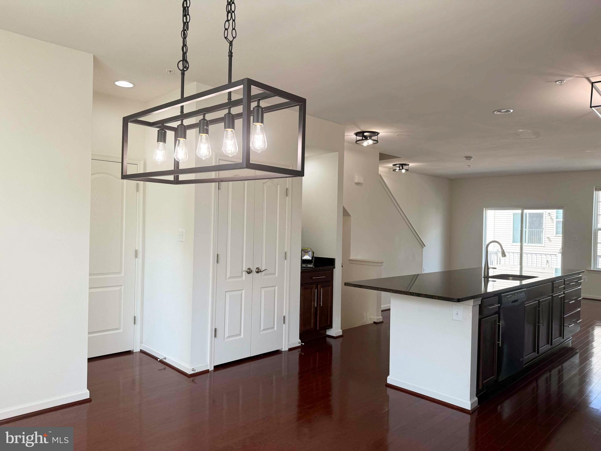 SENECA HILL - Residential Lease