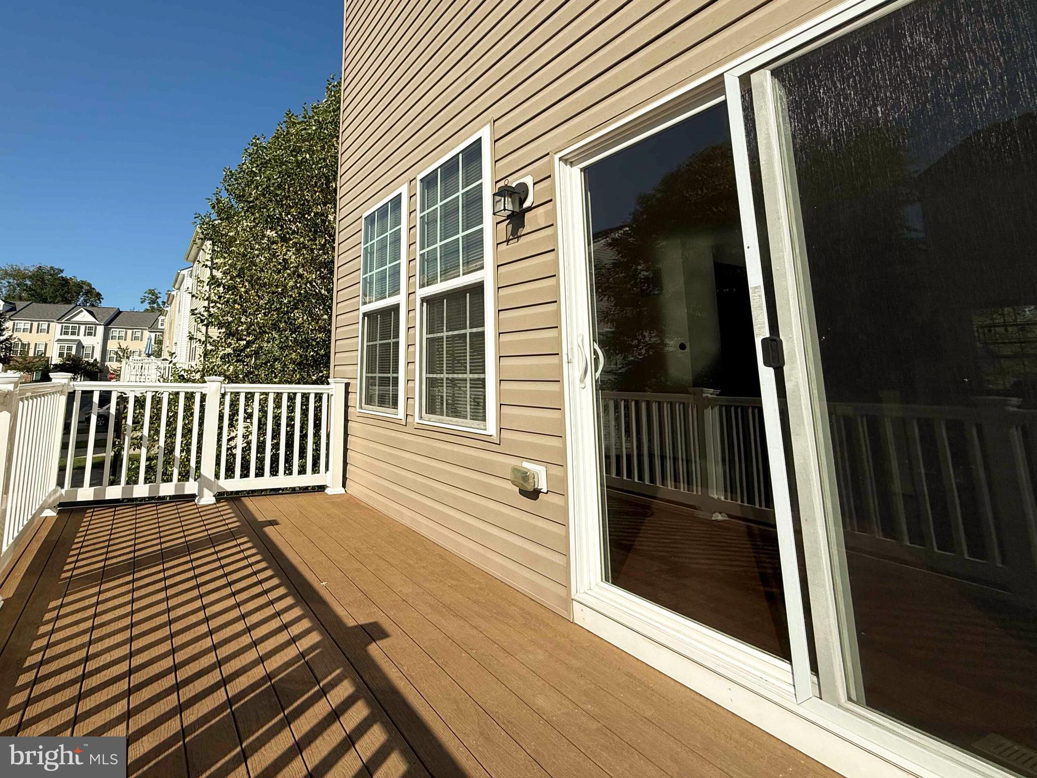 SENECA HILL - Residential Lease