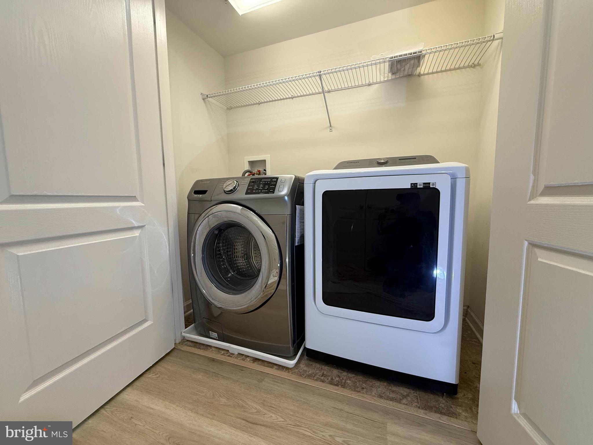 SENECA HILL - Residential Lease