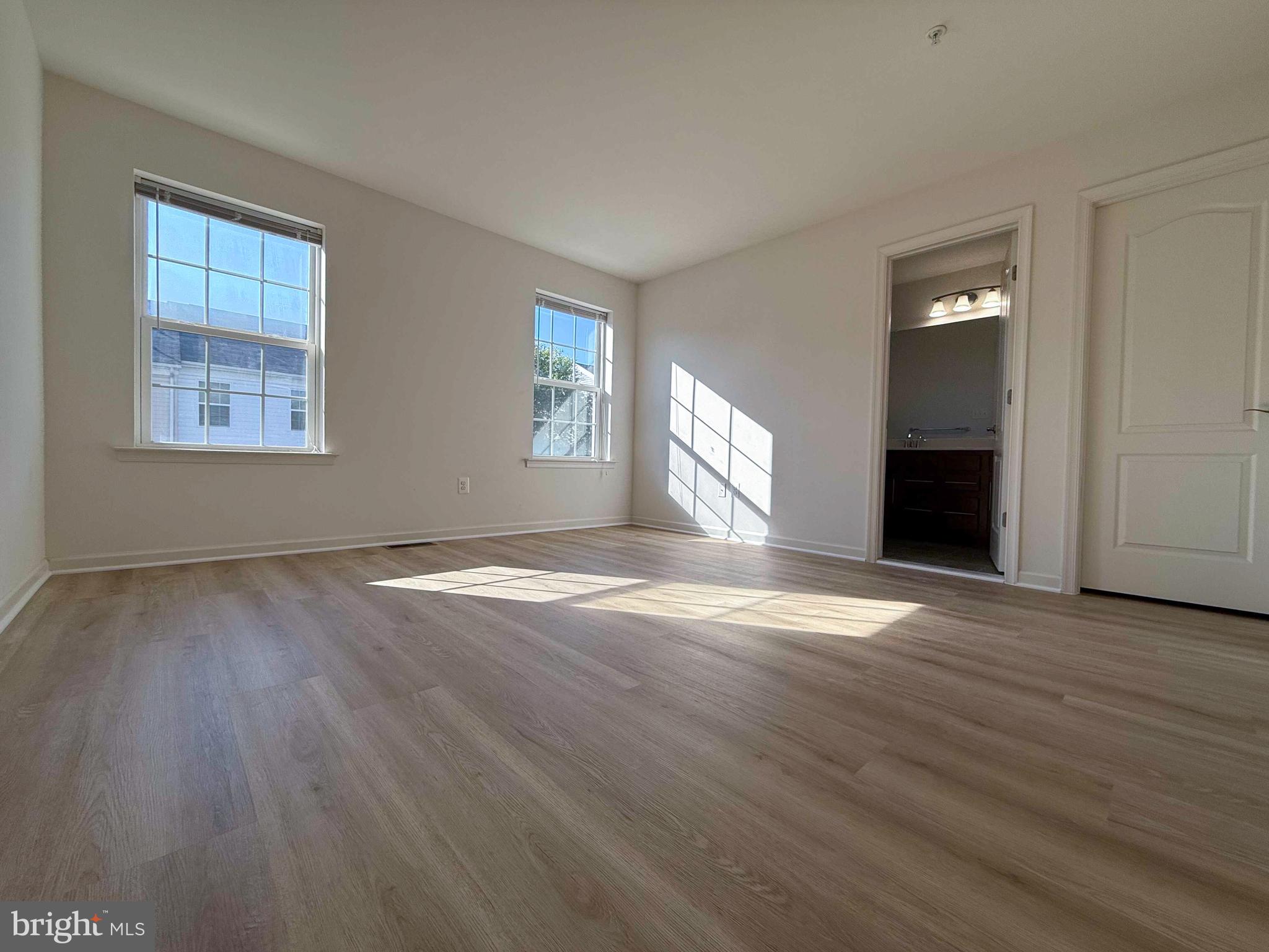 SENECA HILL - Residential Lease