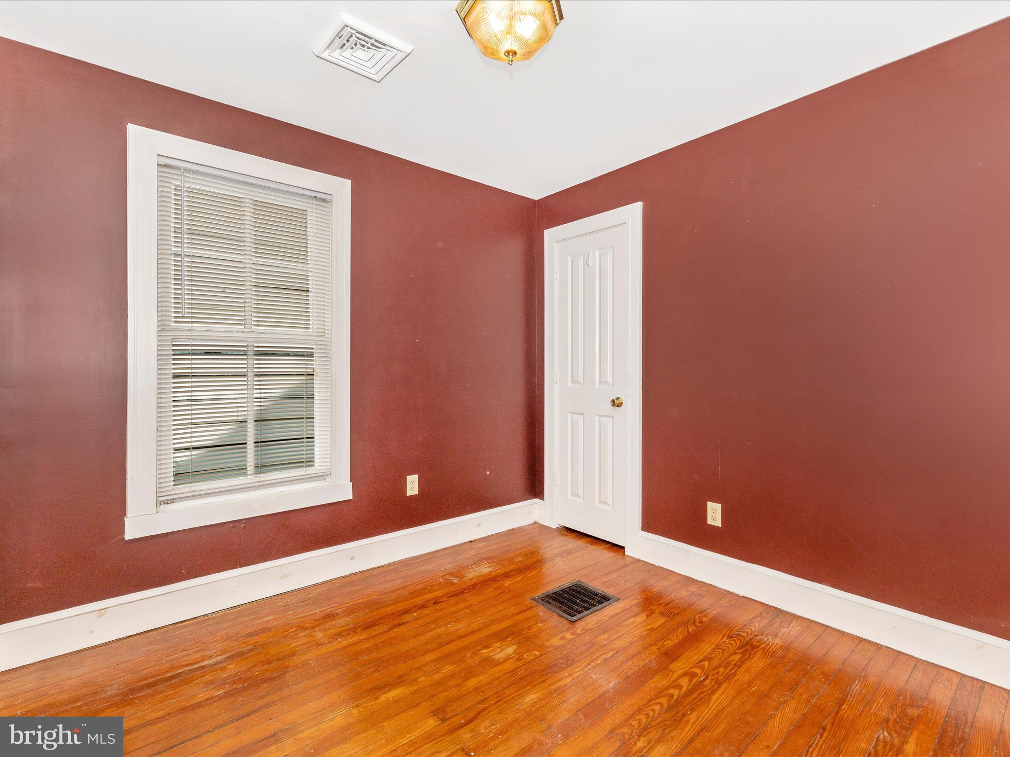 DOWNTOWN - Residential