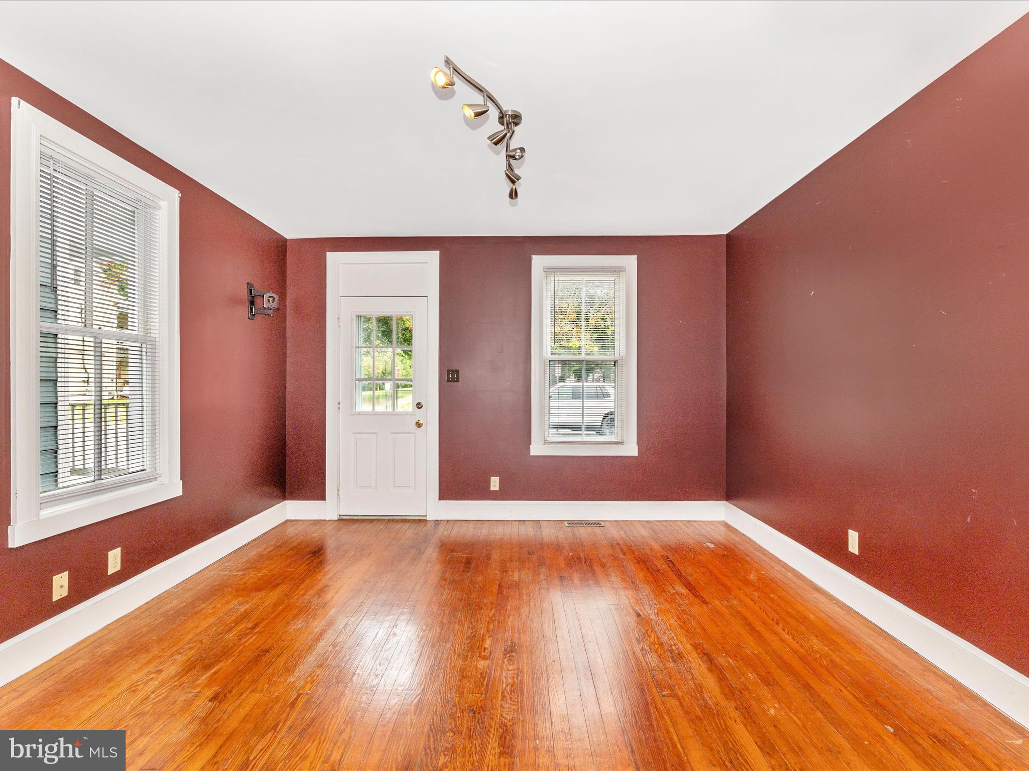 DOWNTOWN - Residential