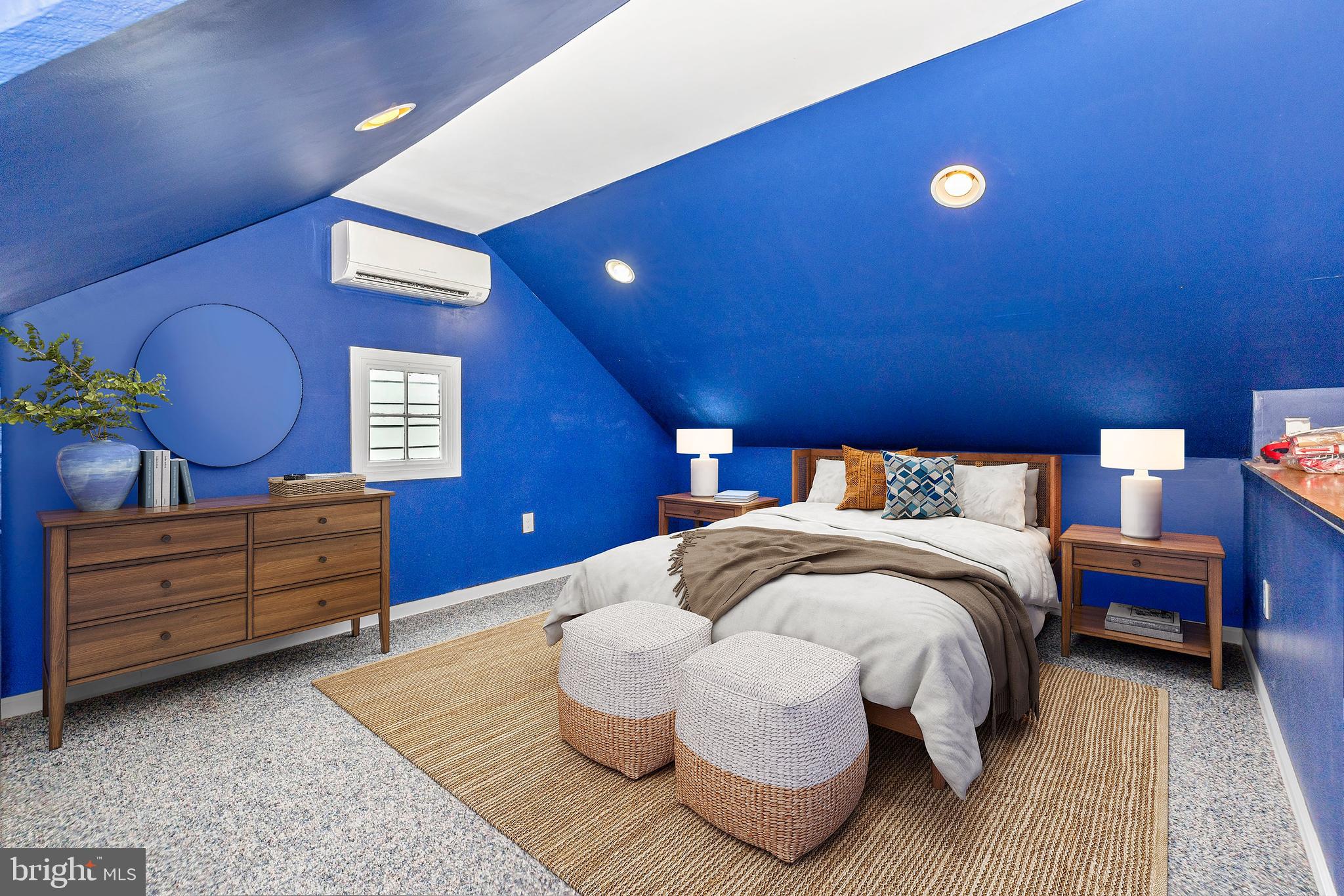 DOWNTOWN - Residential