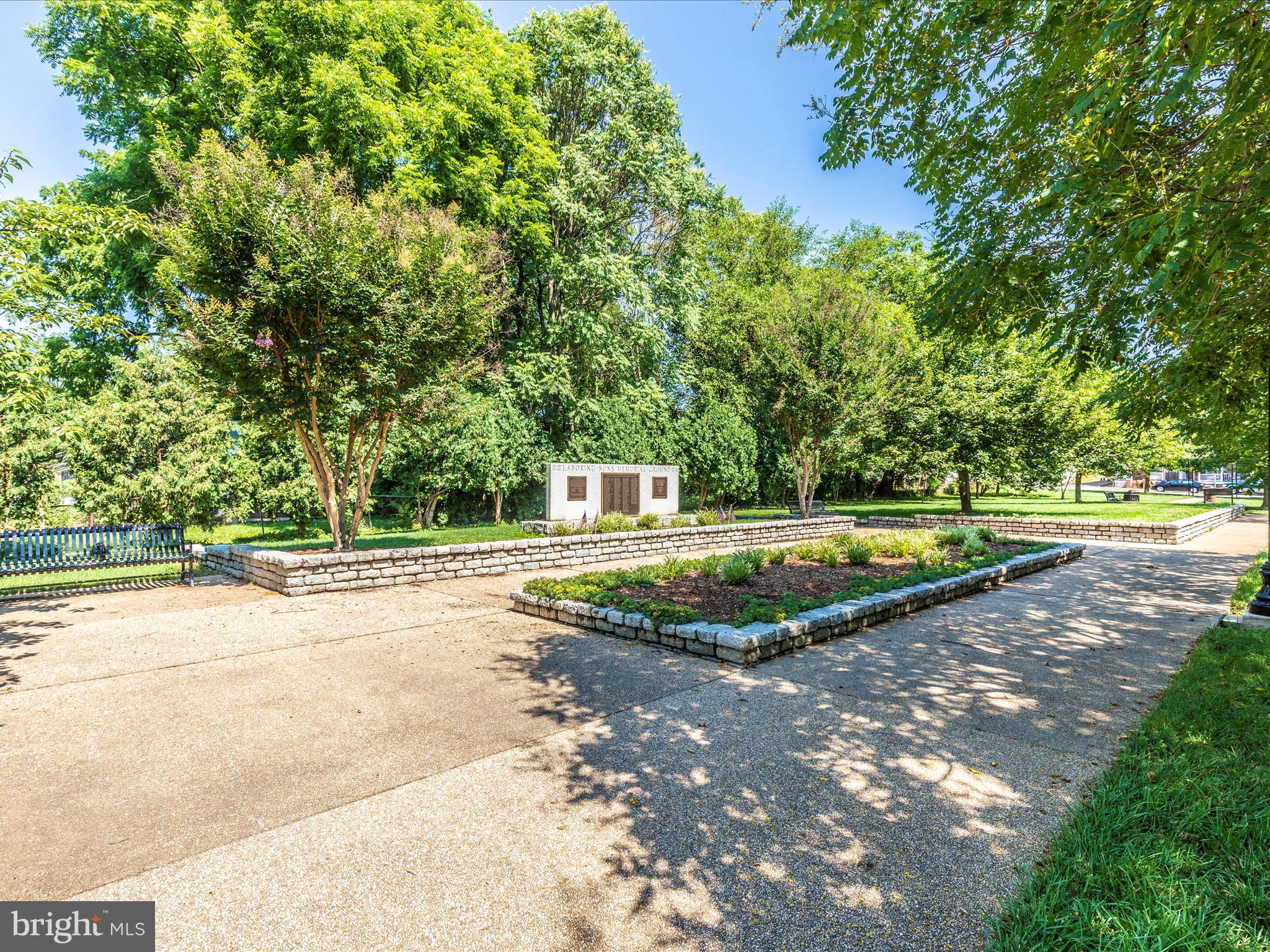 DOWNTOWN - Residential